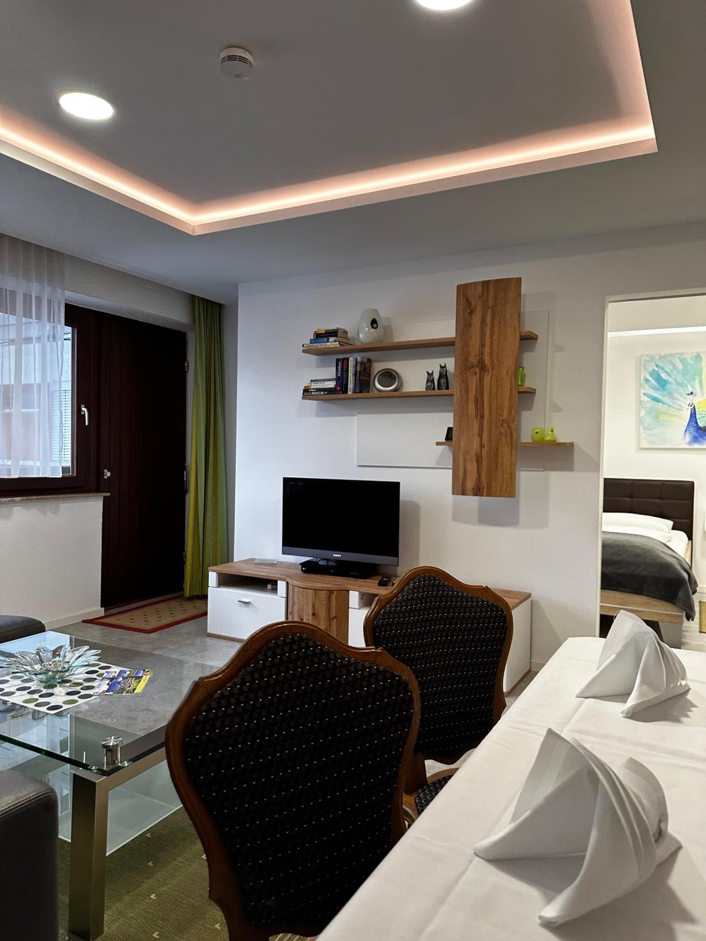 Apartment with Balcony photo 1