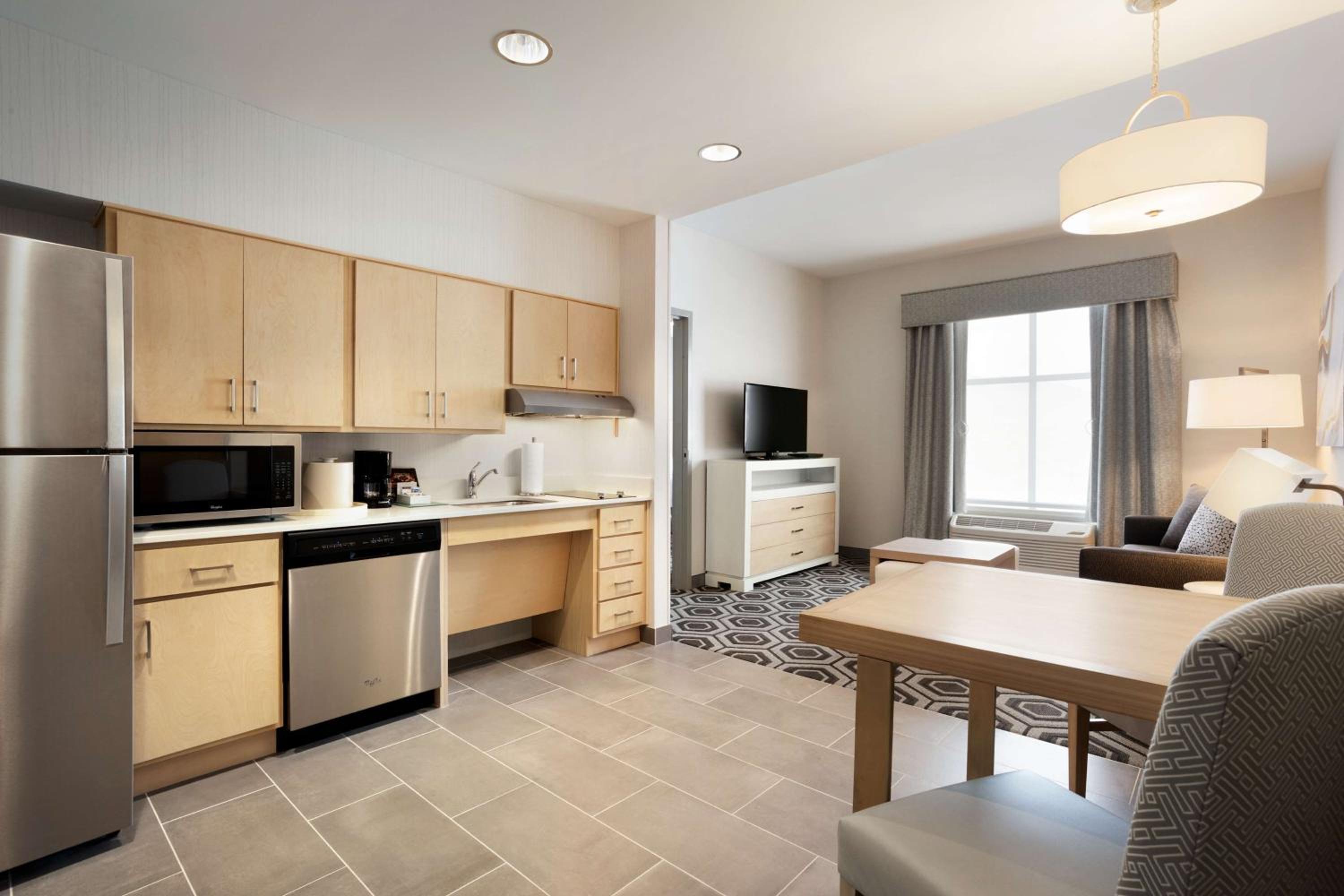 King Studio Suite - Hearing Access/Non-Smoking