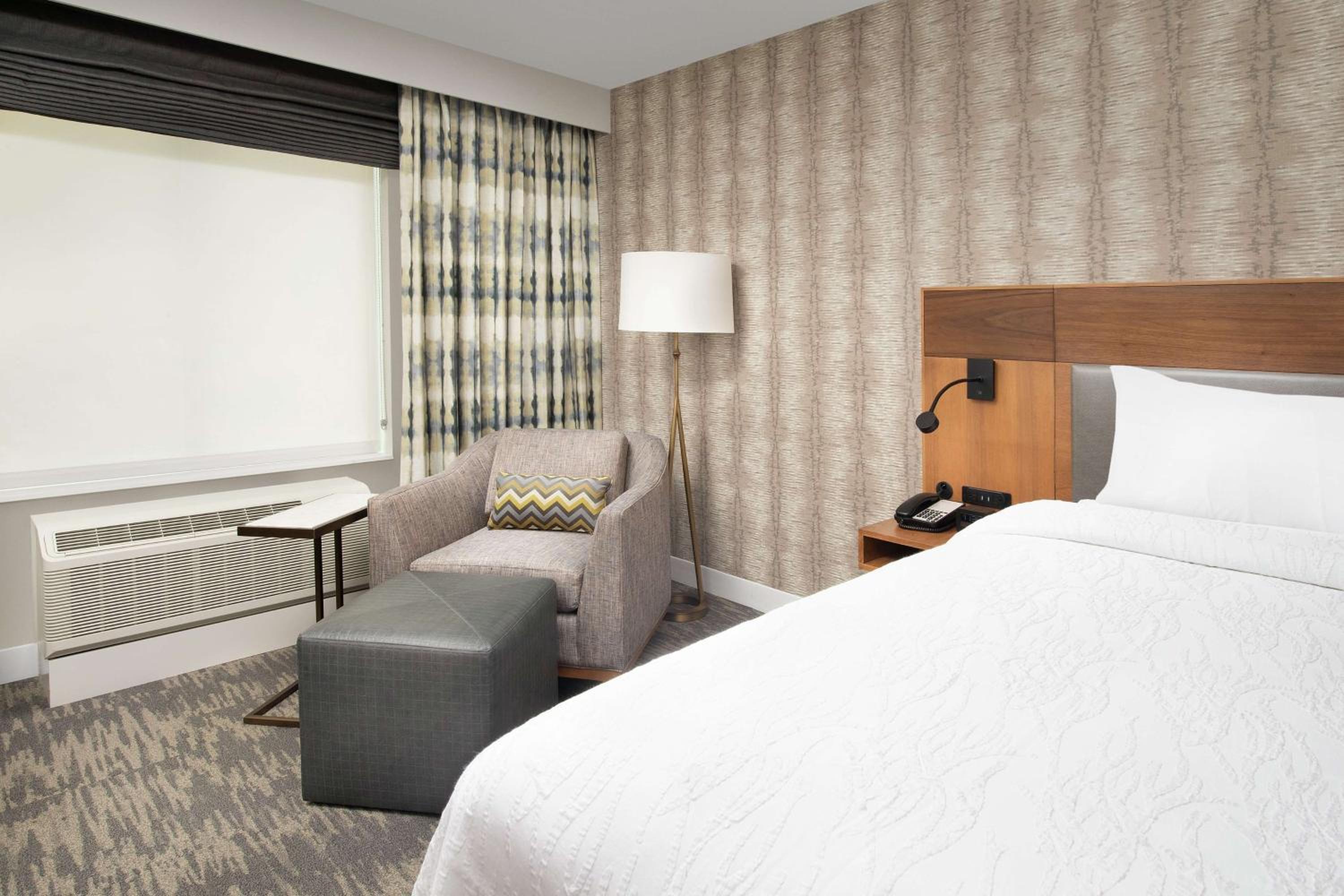 Premium King Room