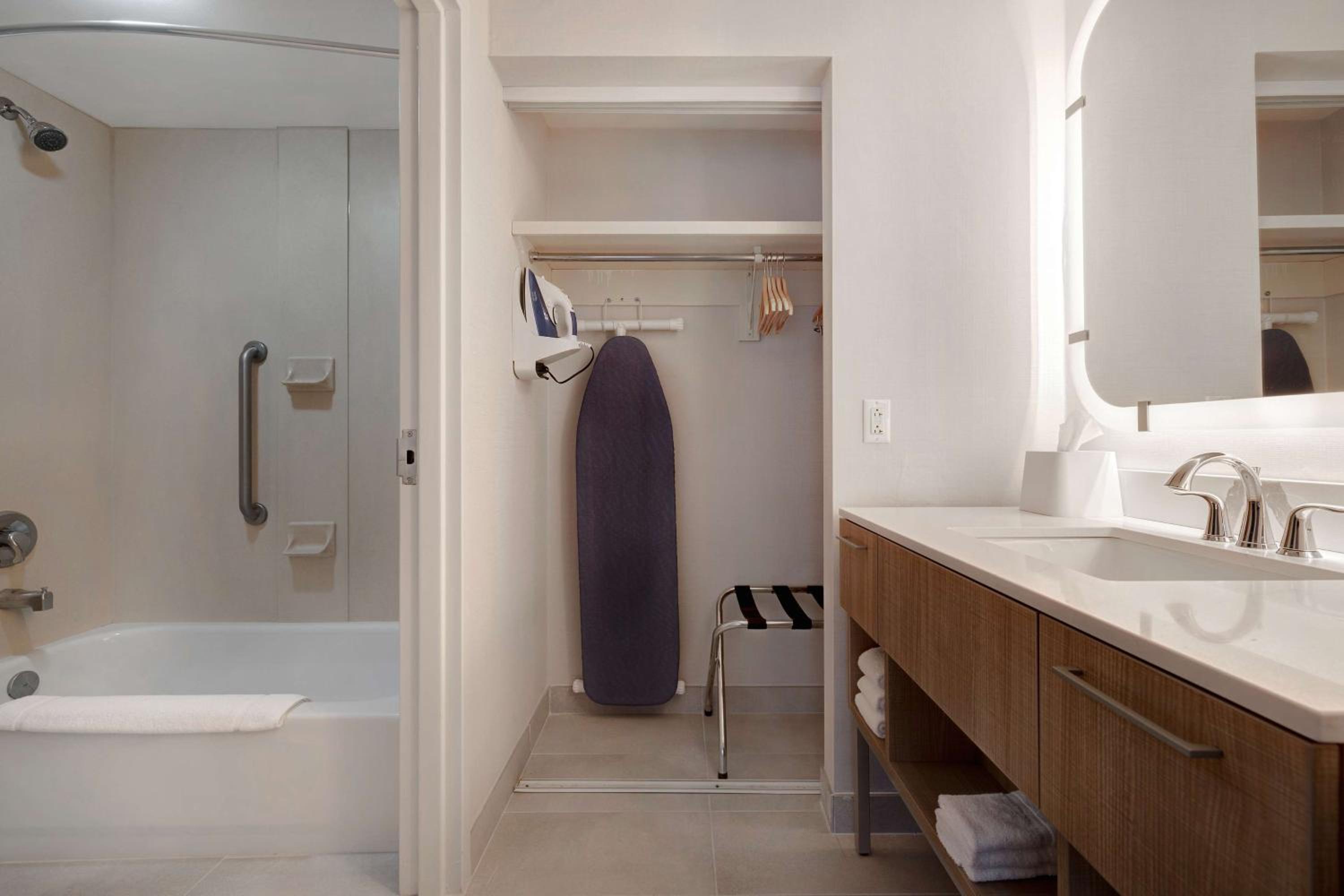 Double Suite - Photo 7