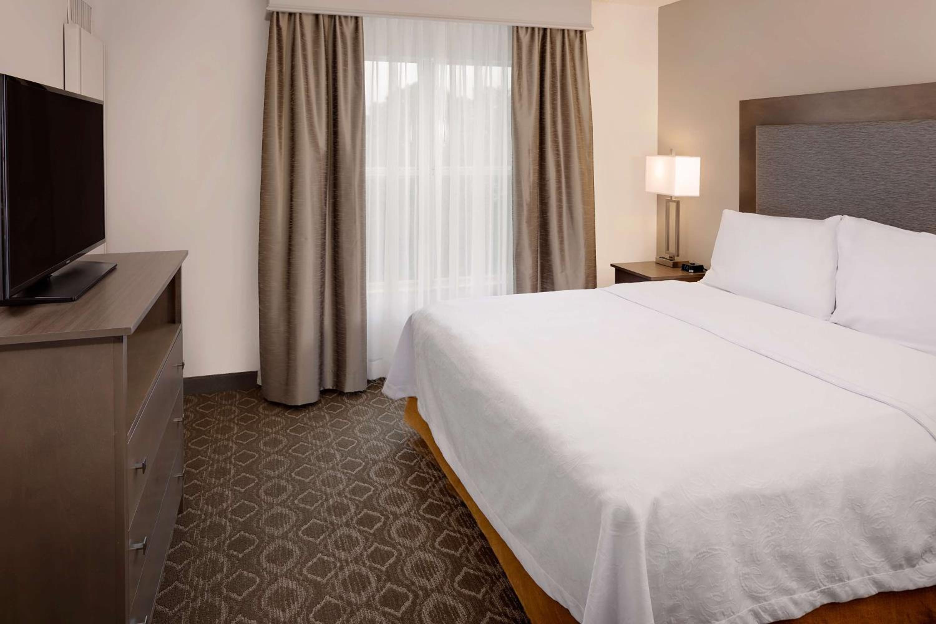 King Suite - Hearing Accessible