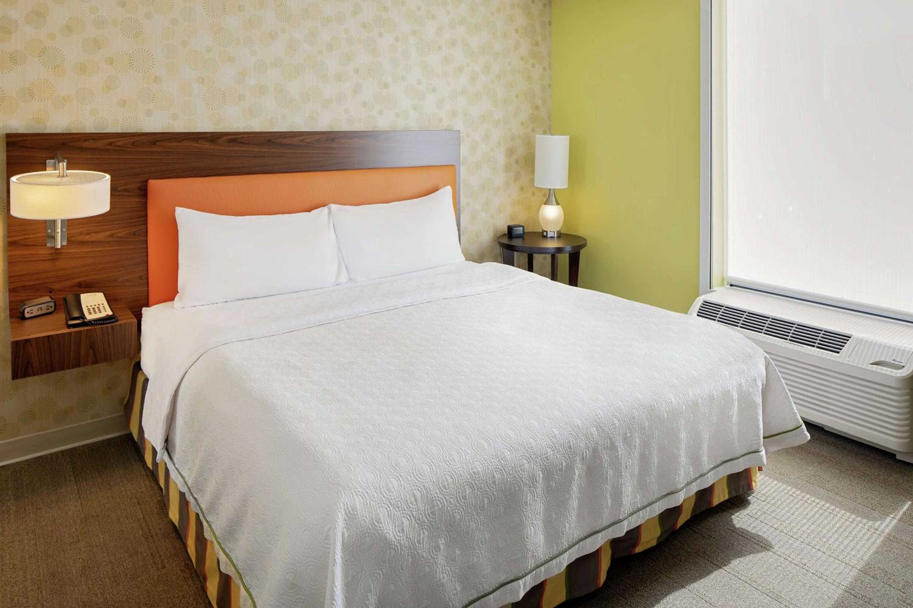 King Suite - Hearing Accessible photo 1