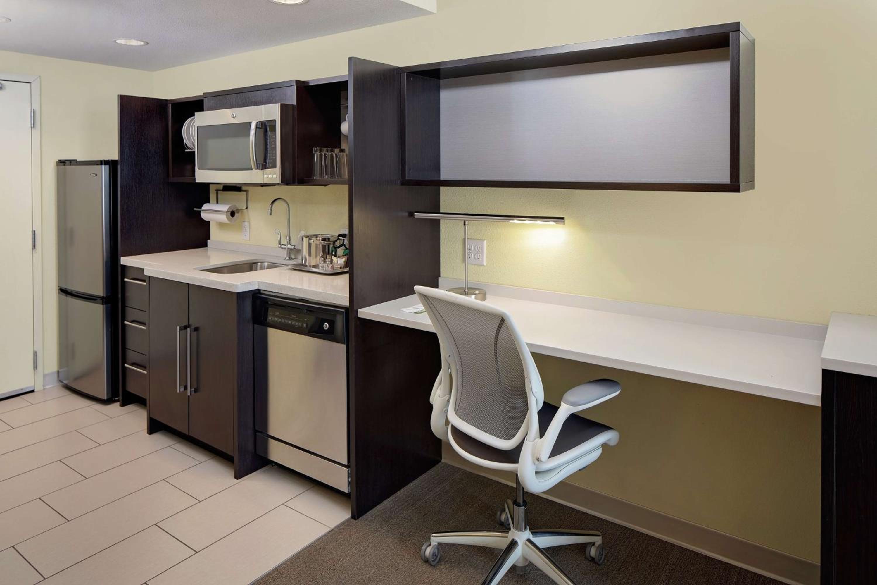King Studio Suite photo 3
