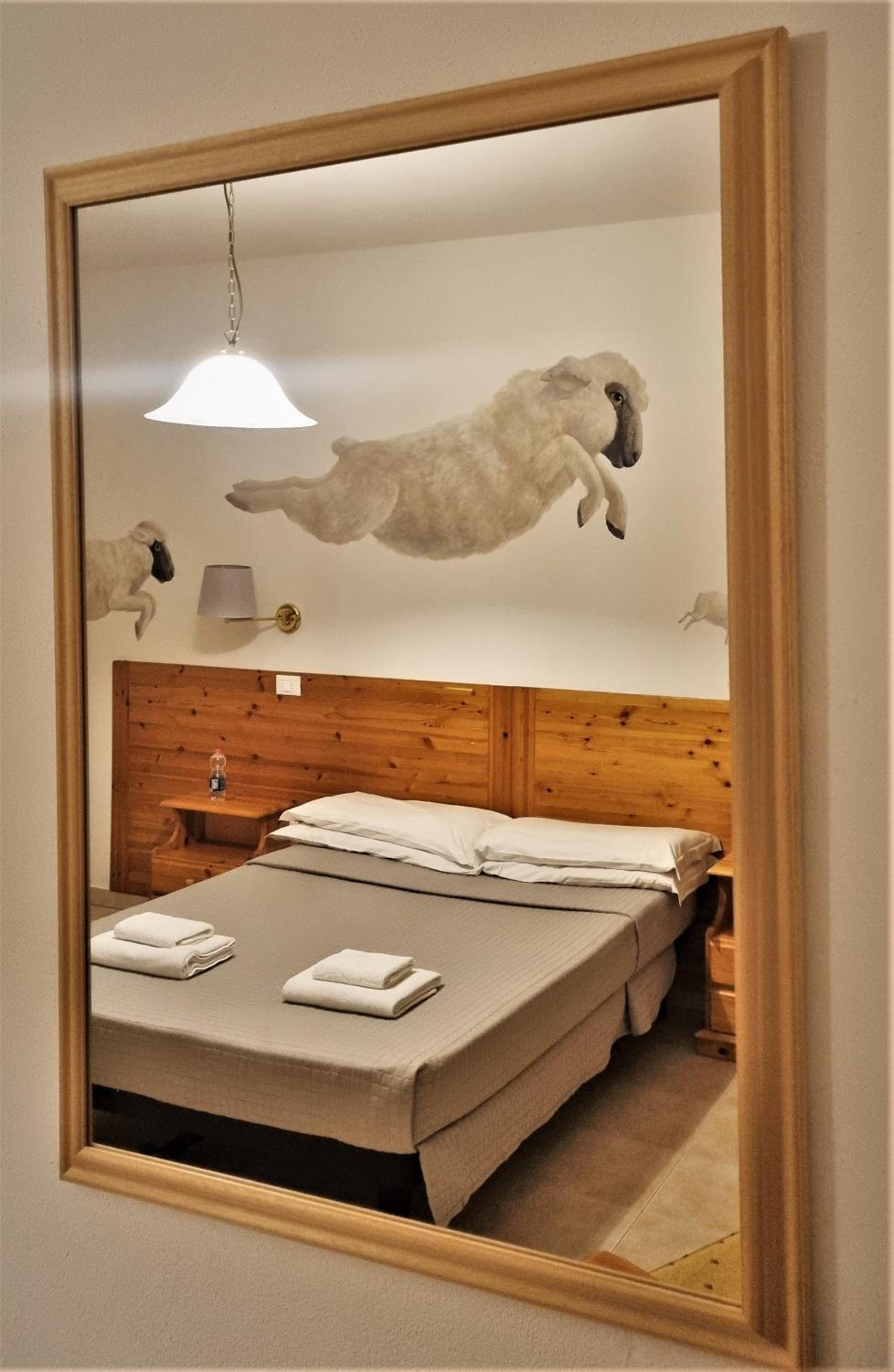 Suite with Mountain View - Photo 2