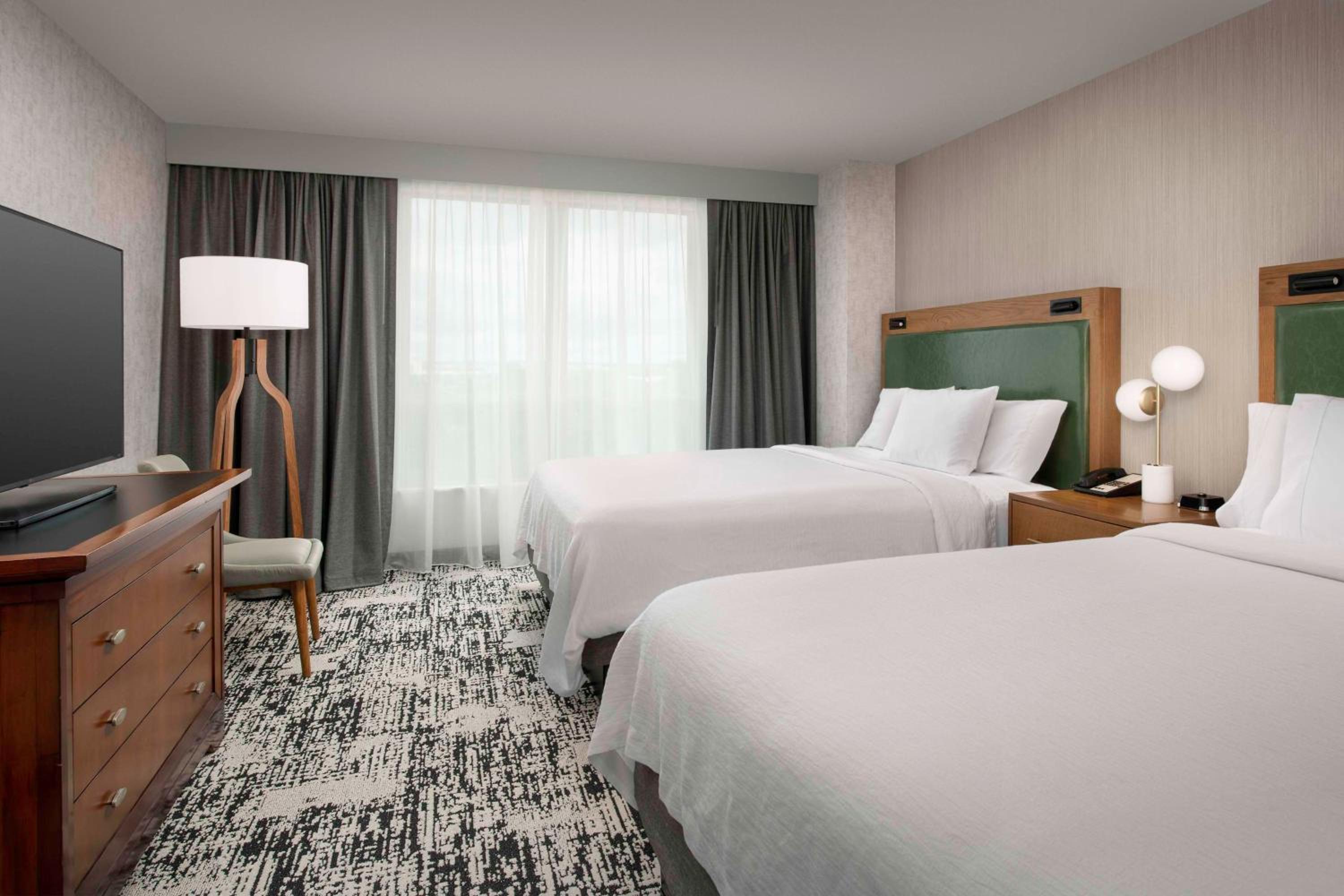 Queen Suite with Two Queen Beds - Photo 1