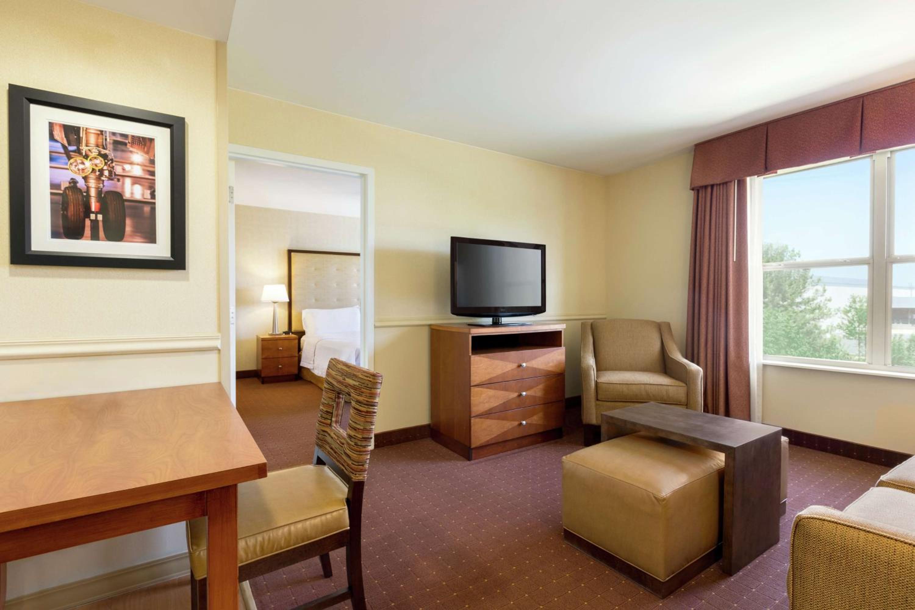 One-Bedroom King Suite - Photo 1