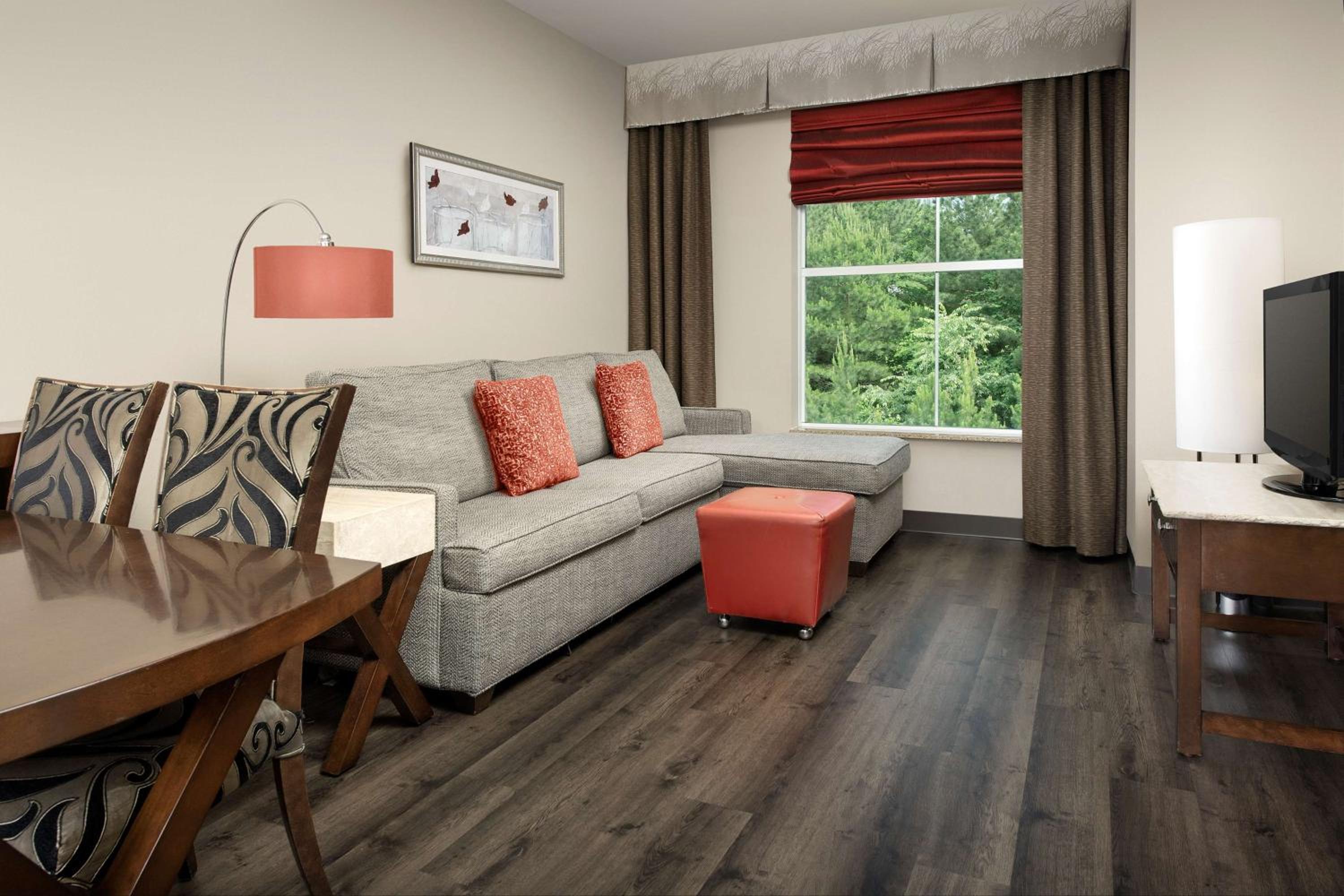 Two-Room King Suite - Non-Smoking - Photo 5