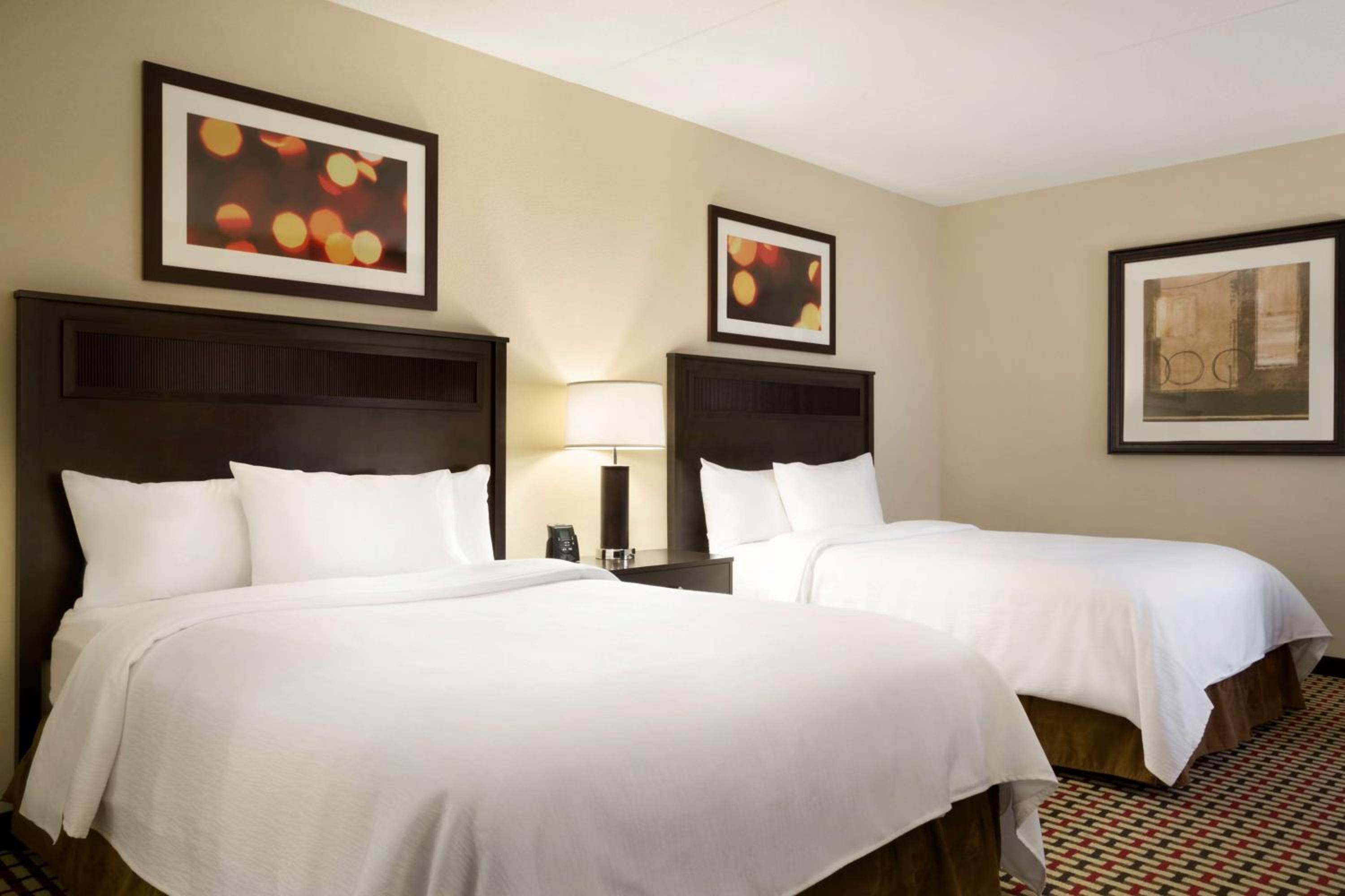 Suite with Two Queen Beds - Non-Smoking - Photo 6