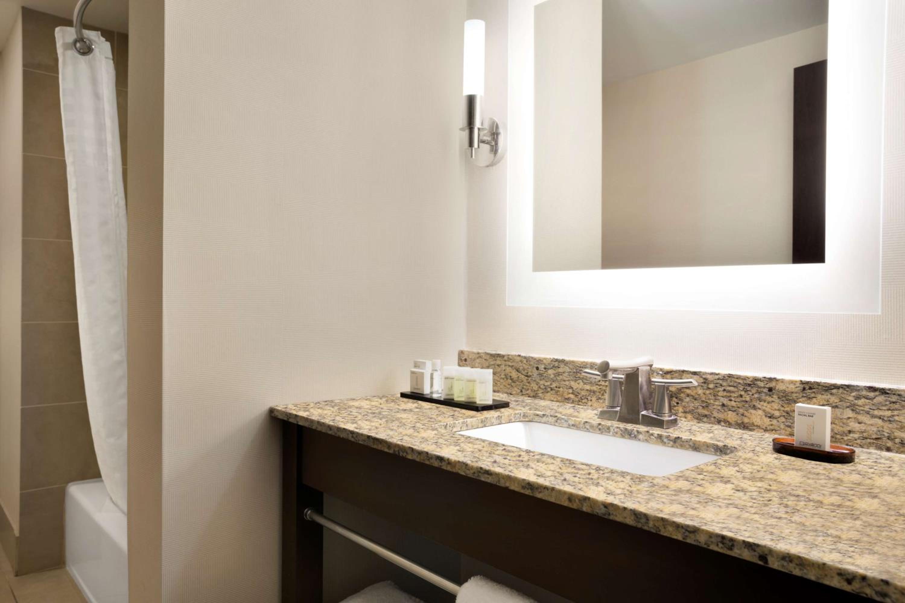 Suite Two Queen Beds