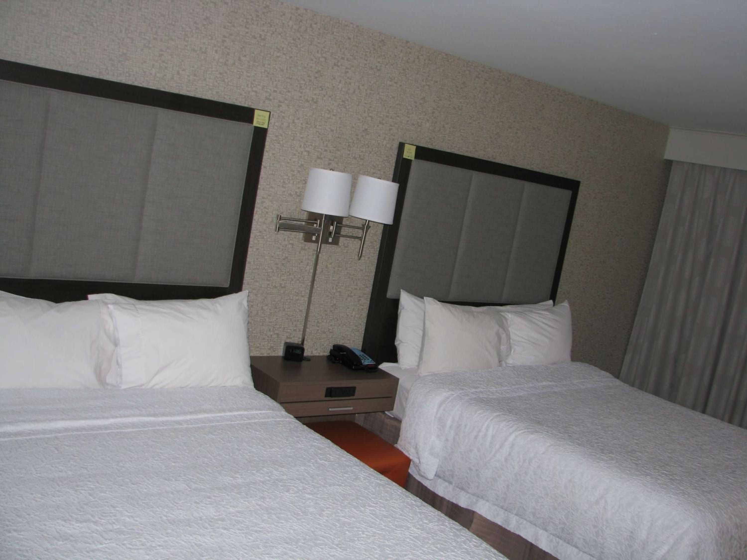 Room with Two Queen Beds - Non-Smoking