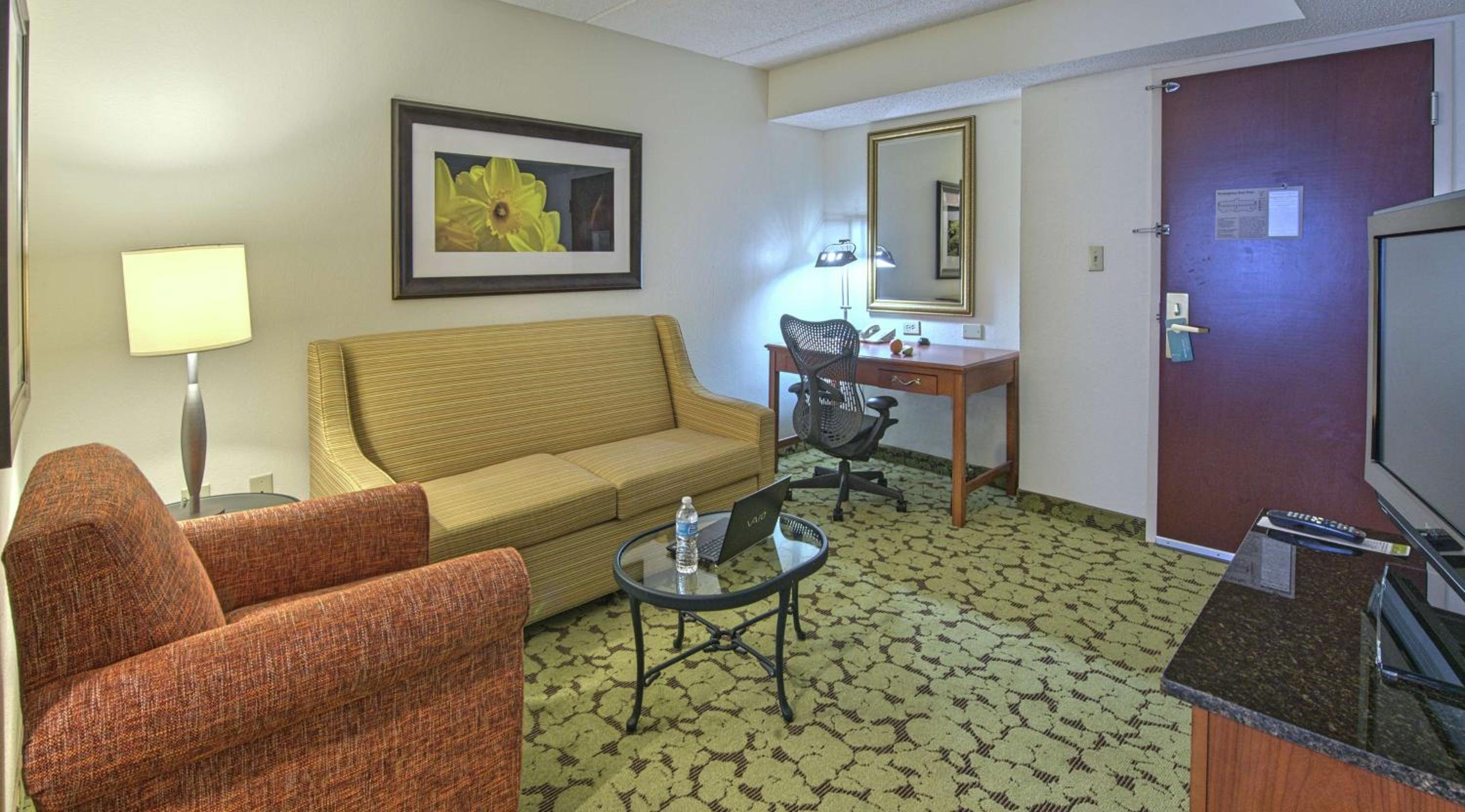 Junior Suite with Two Queen Beds - Photo 1