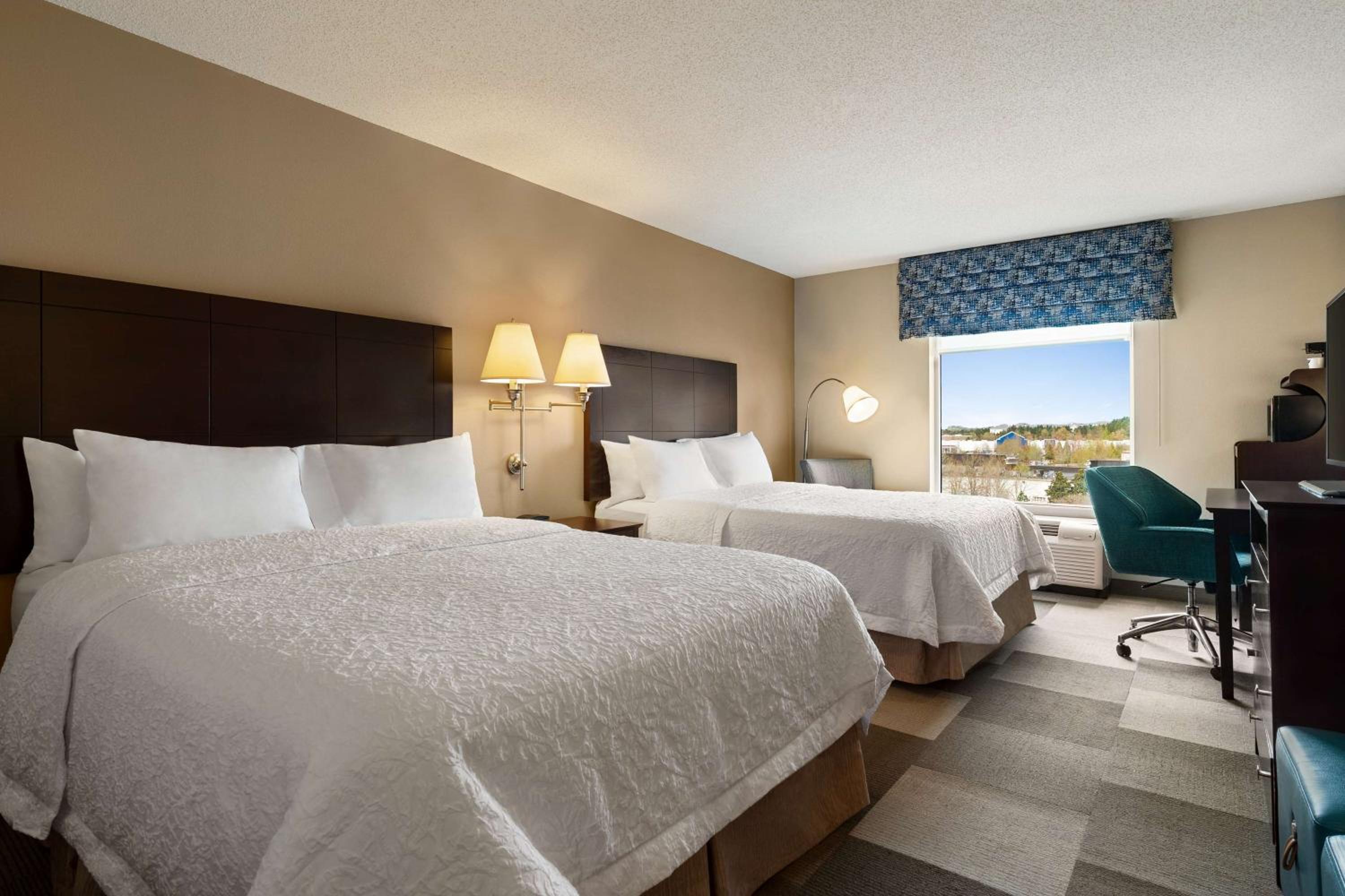 Queen Room with Two Queen Beds - Non-Smoking