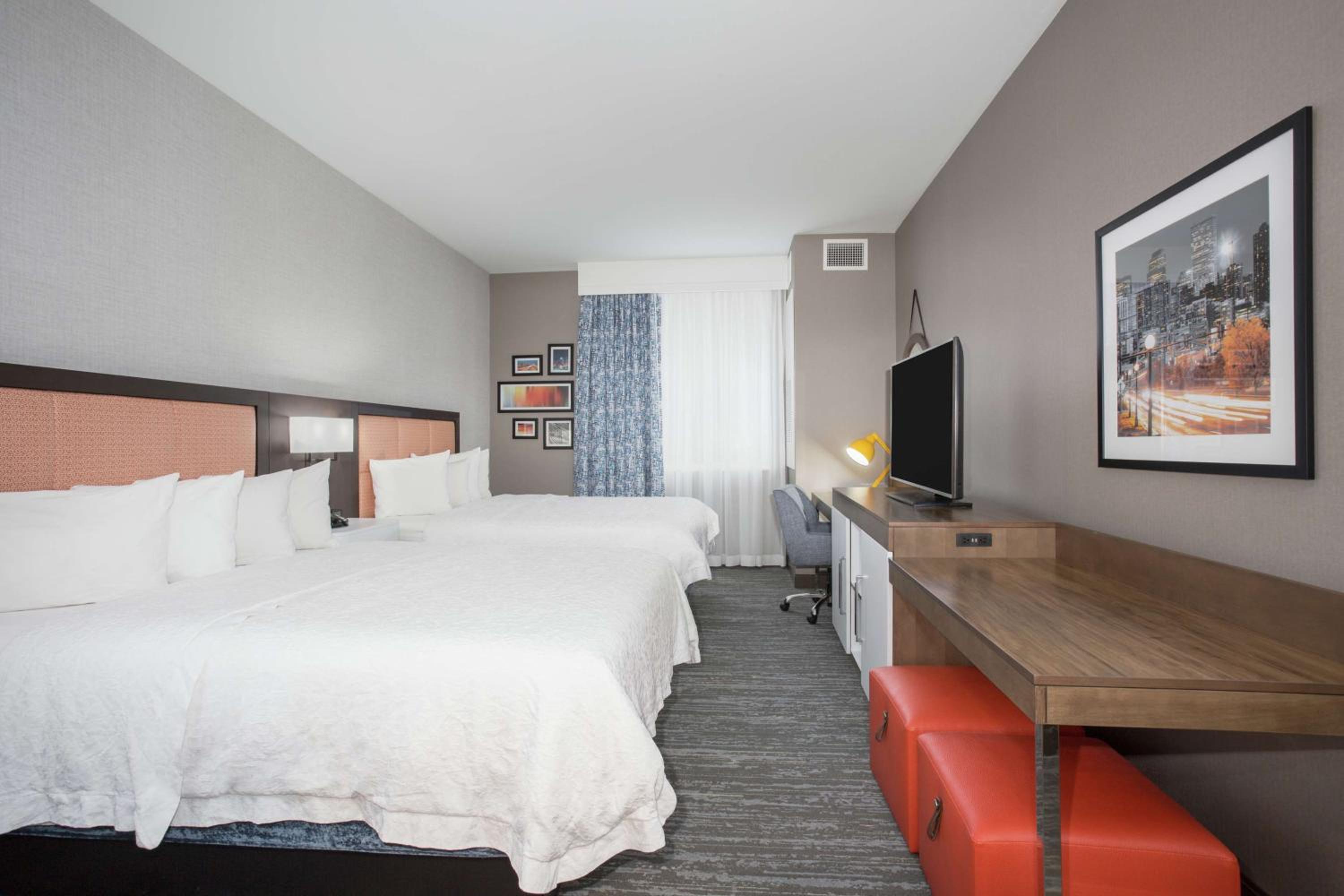 Room with Two Queen Beds - Non-Smoking