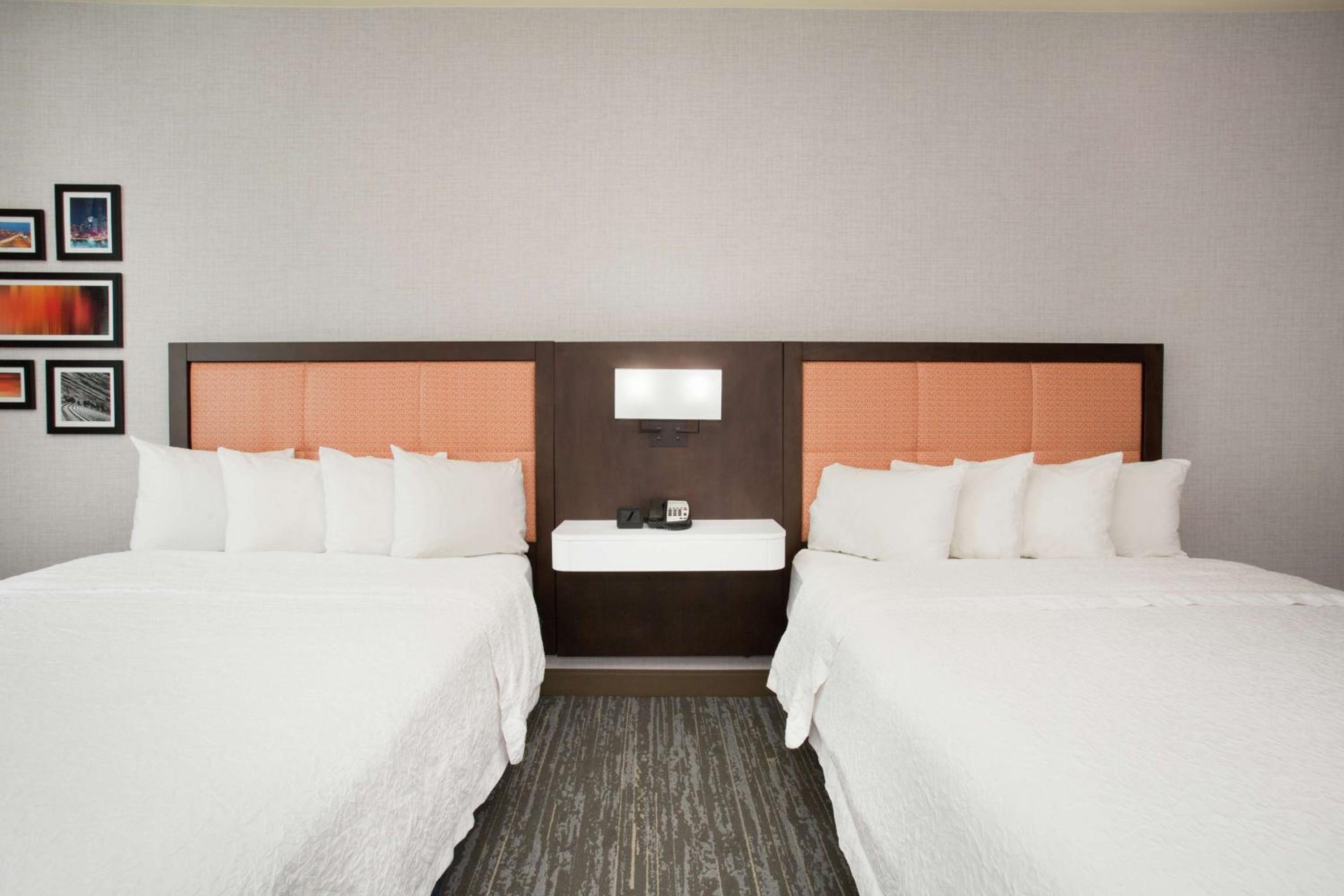 Queen Room with Two Queen Beds - Mobility Access/Non-Smoking
