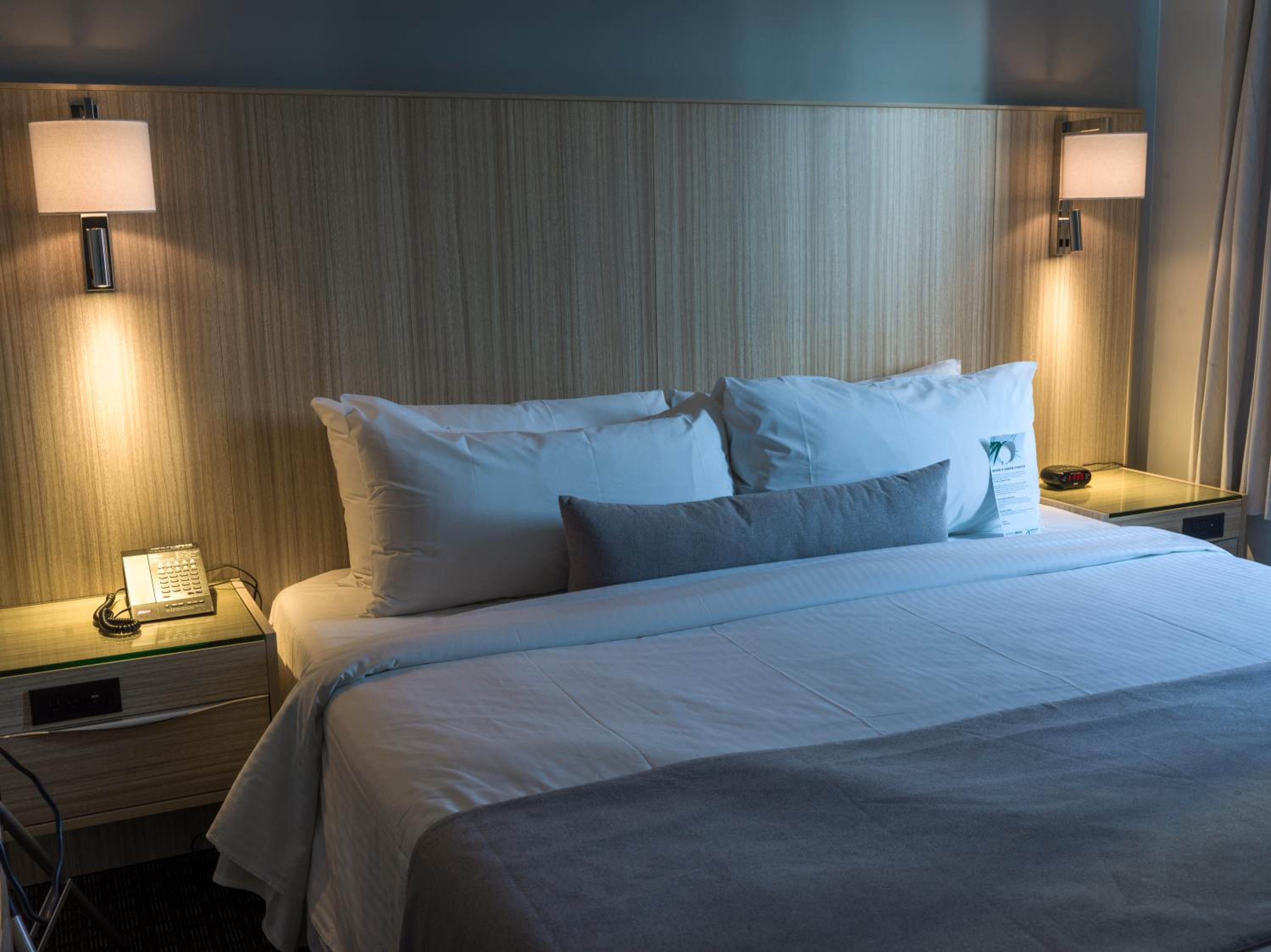 Executive Suite - Photo 21