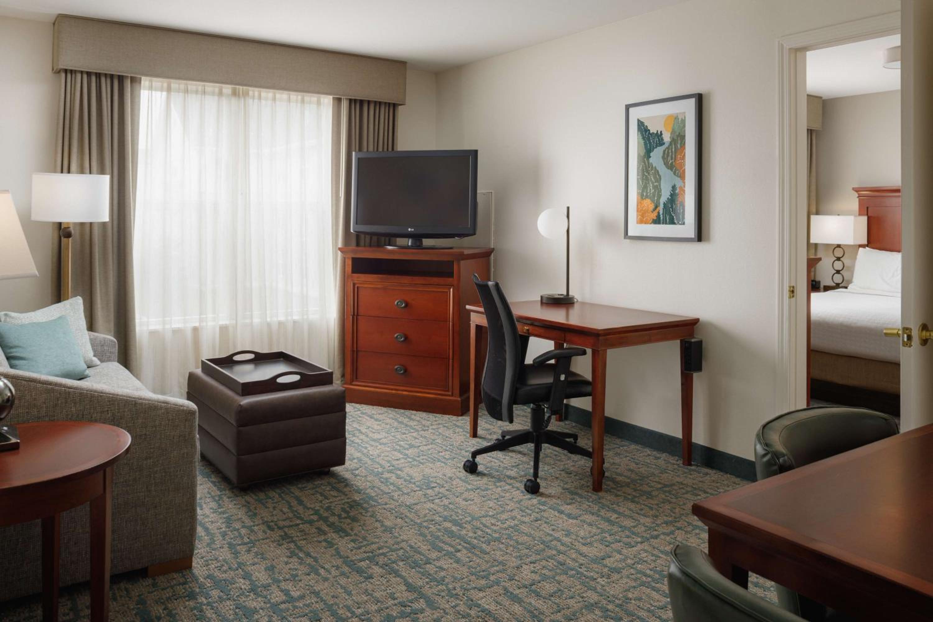 One-Bedroom King Suite - Non-Smoking - Photo 3