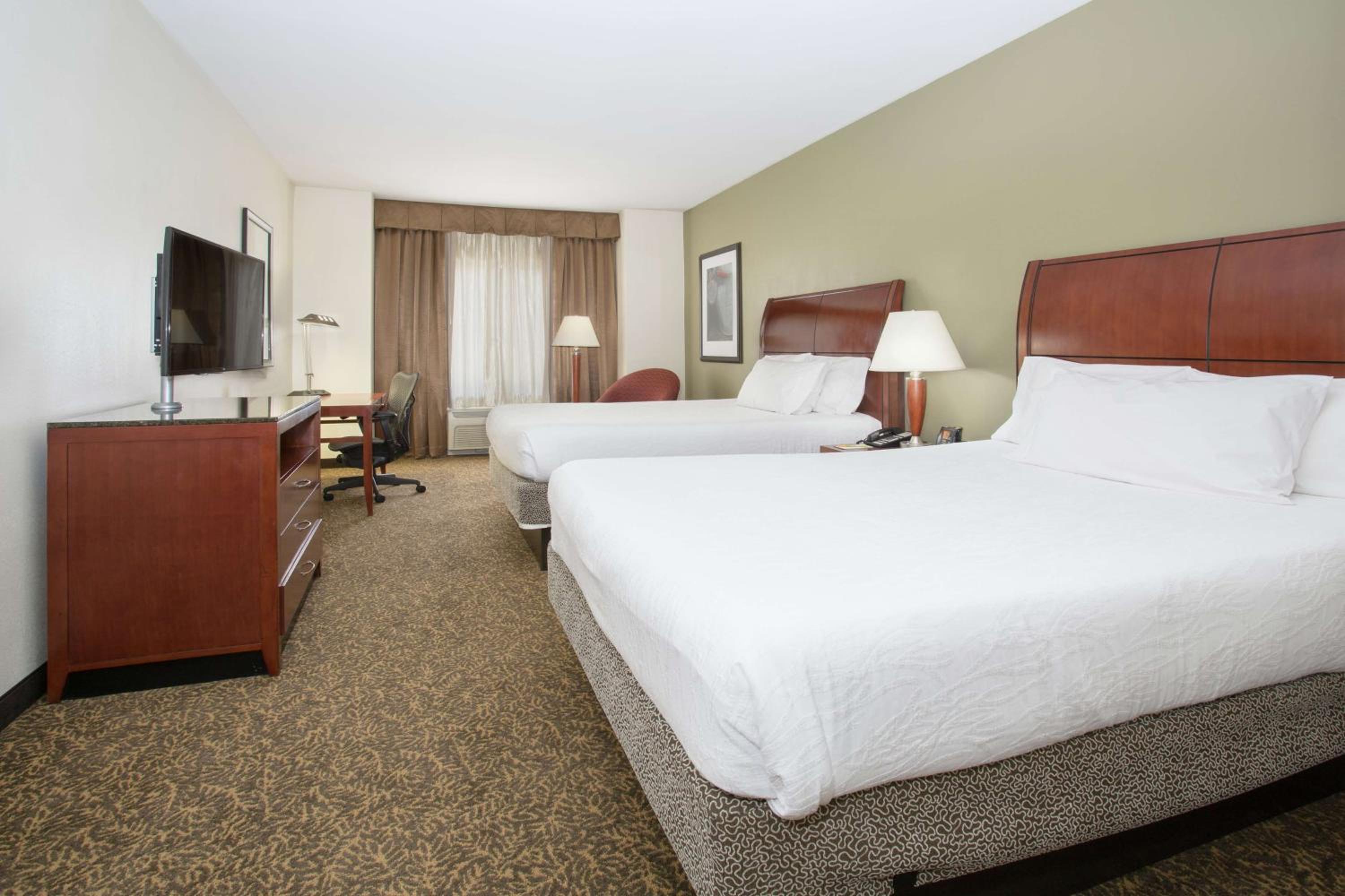 Queen Room with Two Queen Beds - Photo 1