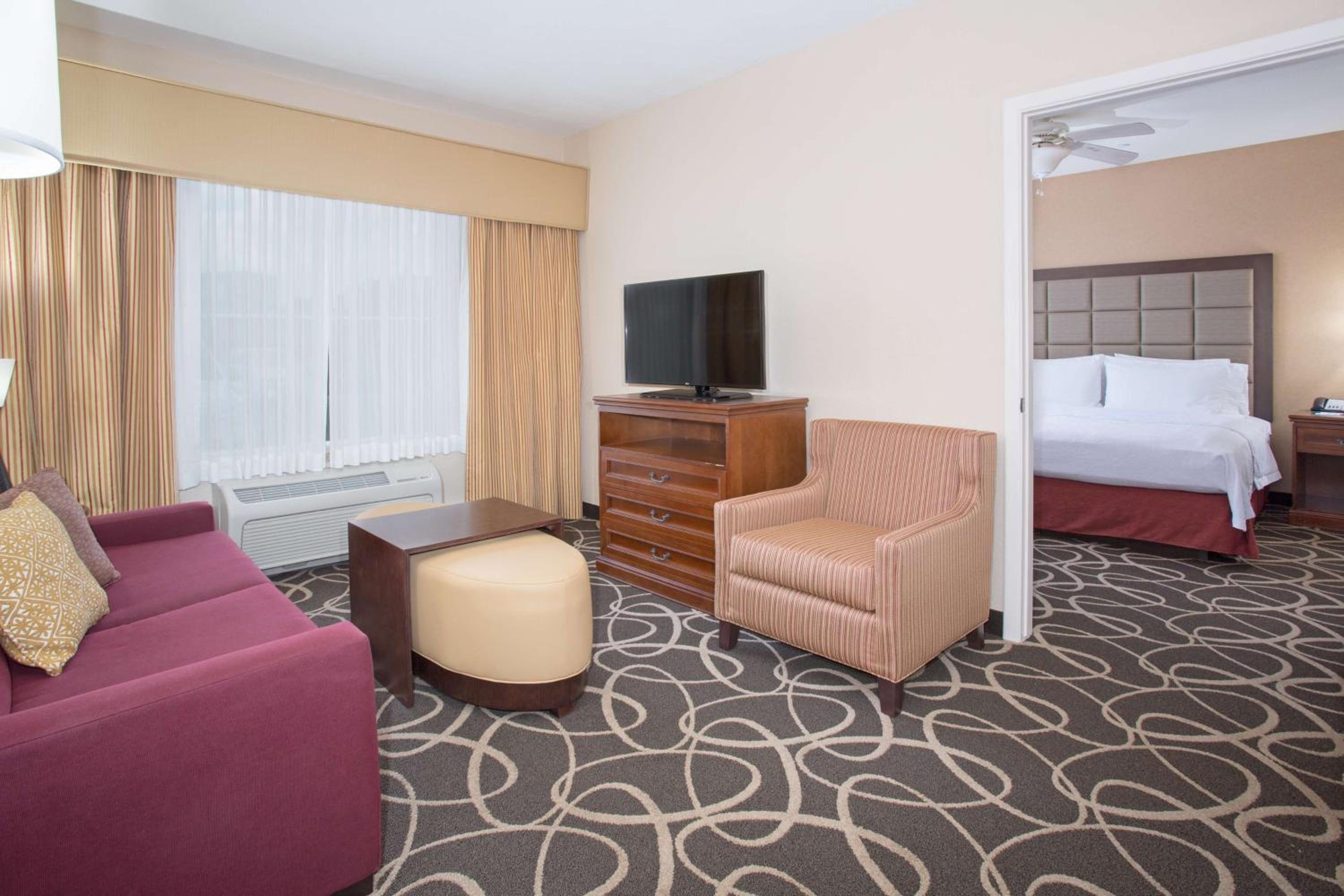 One-Bedroom King Suite - Non-Smoking photo 1
