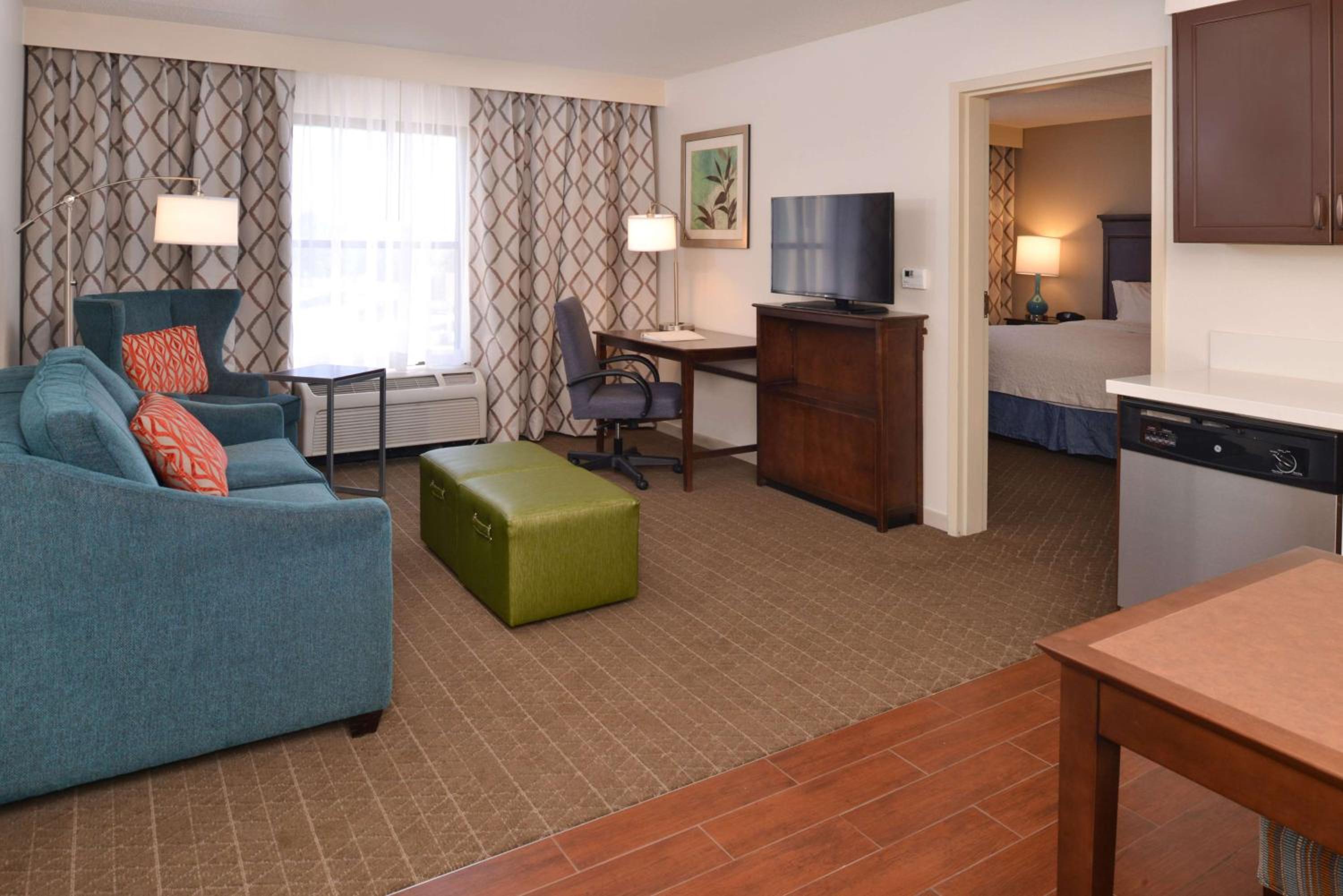 One-Bedroom King Suite with Kitchen - Non-Smoking  - Photo 1