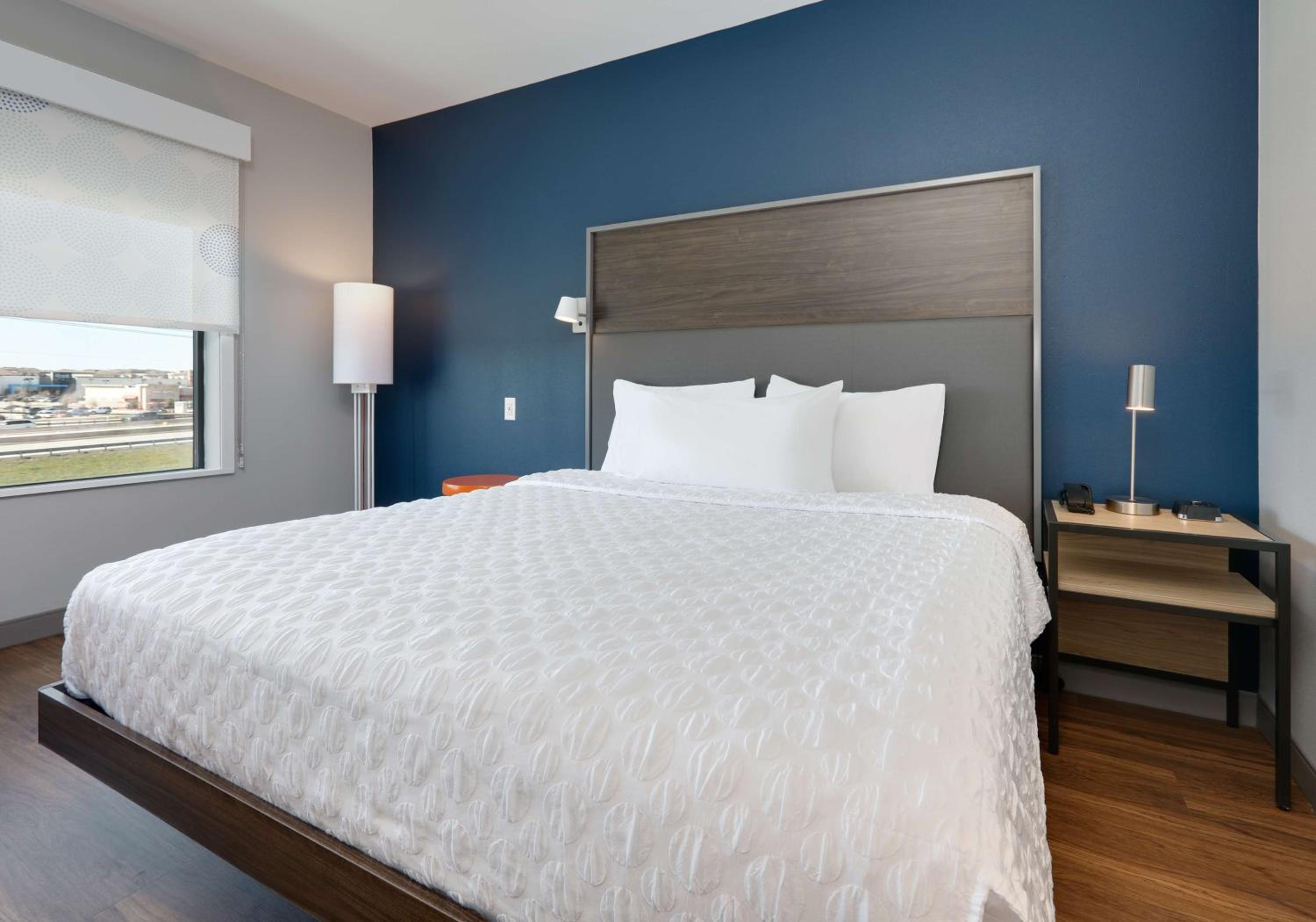 King Room - Hearing Access - Photo 2