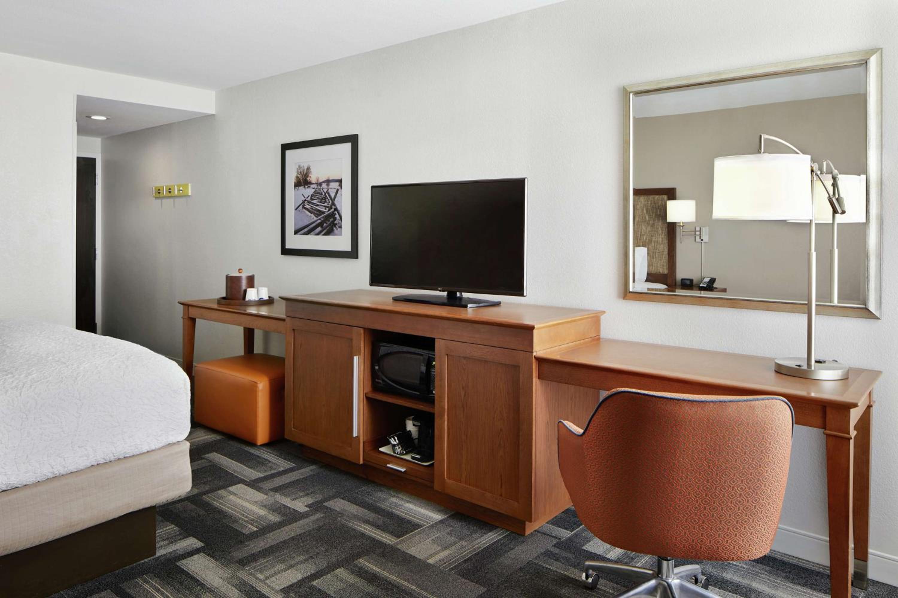 King Room - Mobility Access/Non-Smoking - Photo 2