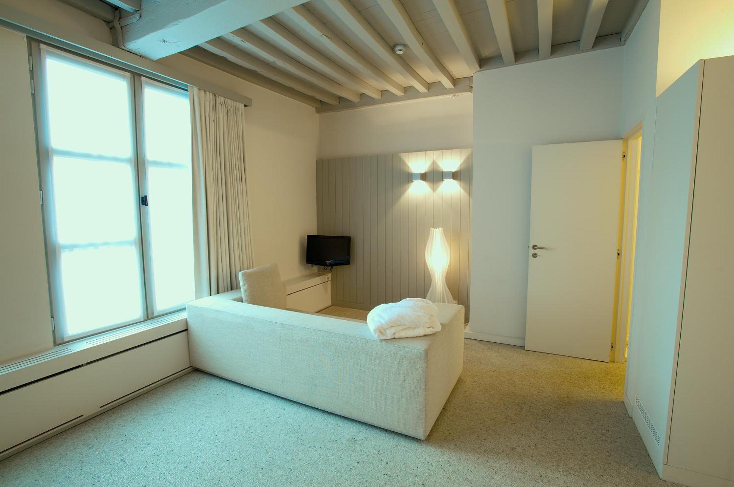 Junior Suite - Photo 6