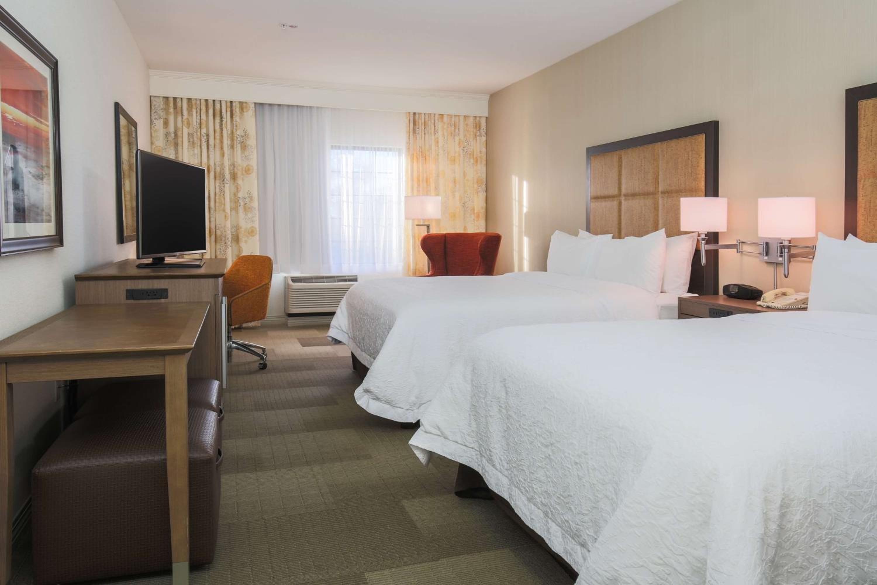 Queen Room with Two Queen Beds - Mobility and Hearing Access/Non-Smoking - Photo 1