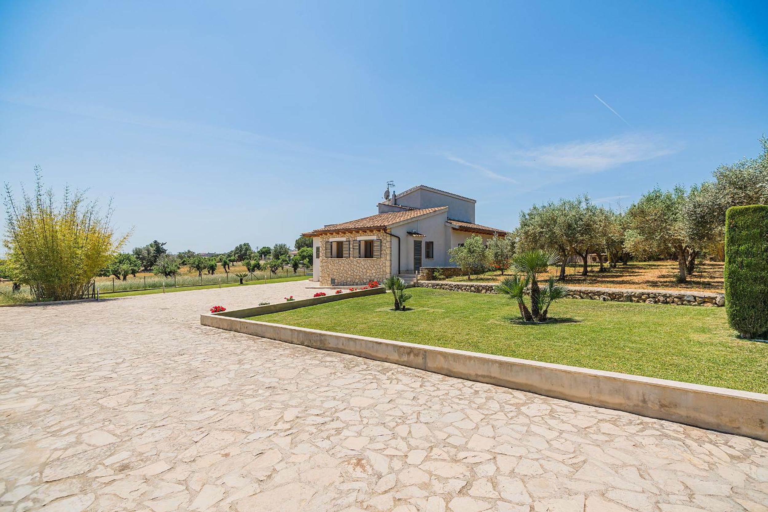 Villa with Garden View photo 2
