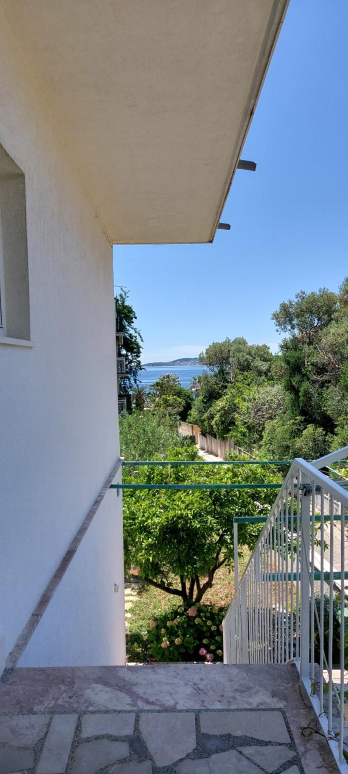 Apartment with Balcony photo 2