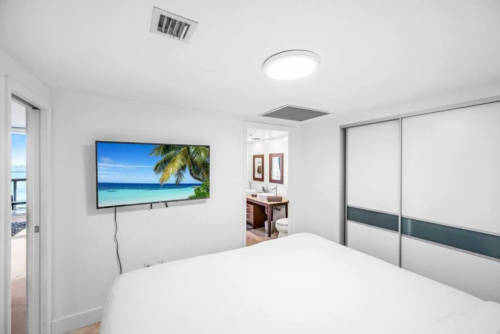 Apartment With Lake View photo 3