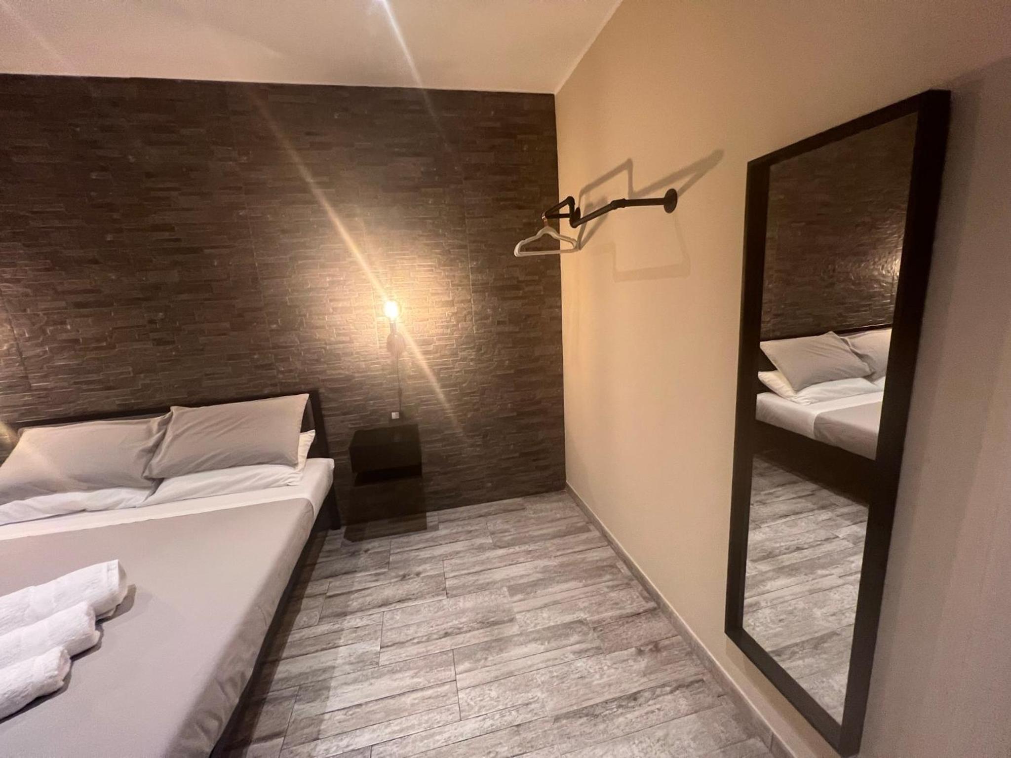 Deluxe Double Room - Photo 2