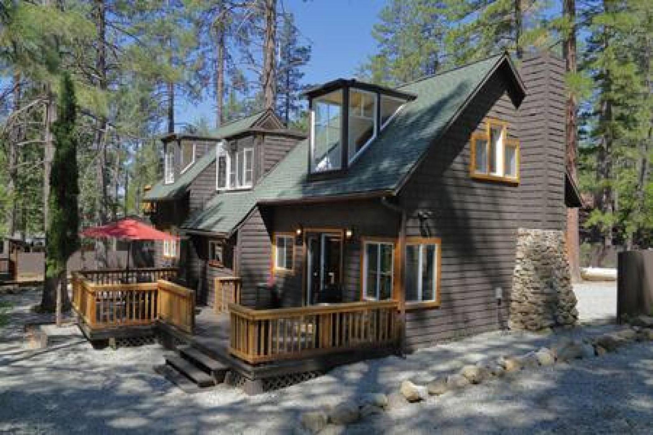 Two-Bedroom House photo 2