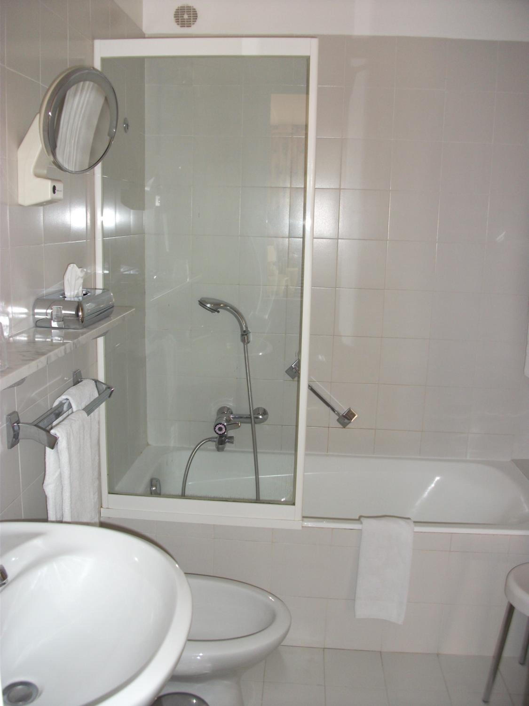 Superior Double Room with Veranda and Garden View - Photo 2