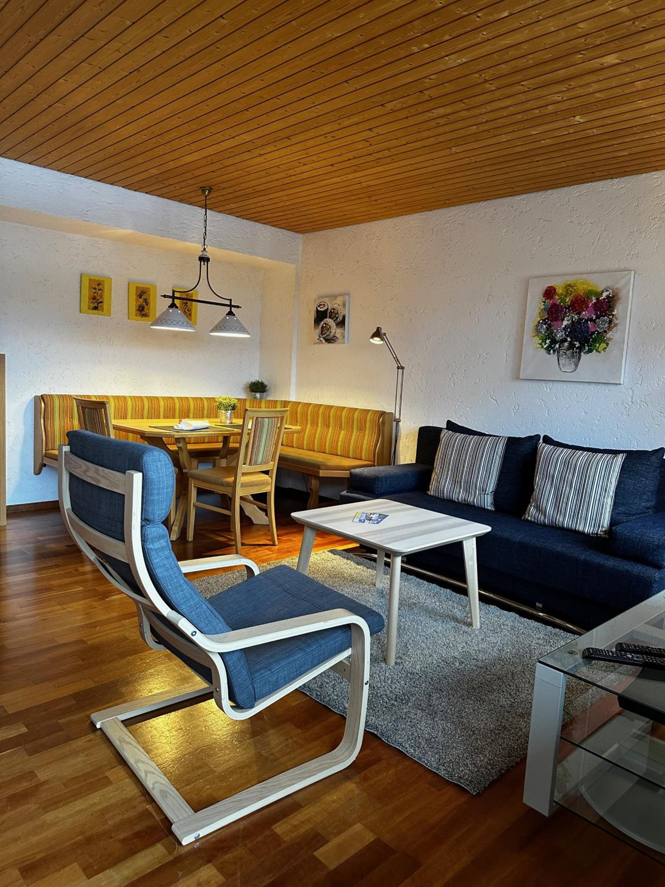 Apartment with Balcony photo 1
