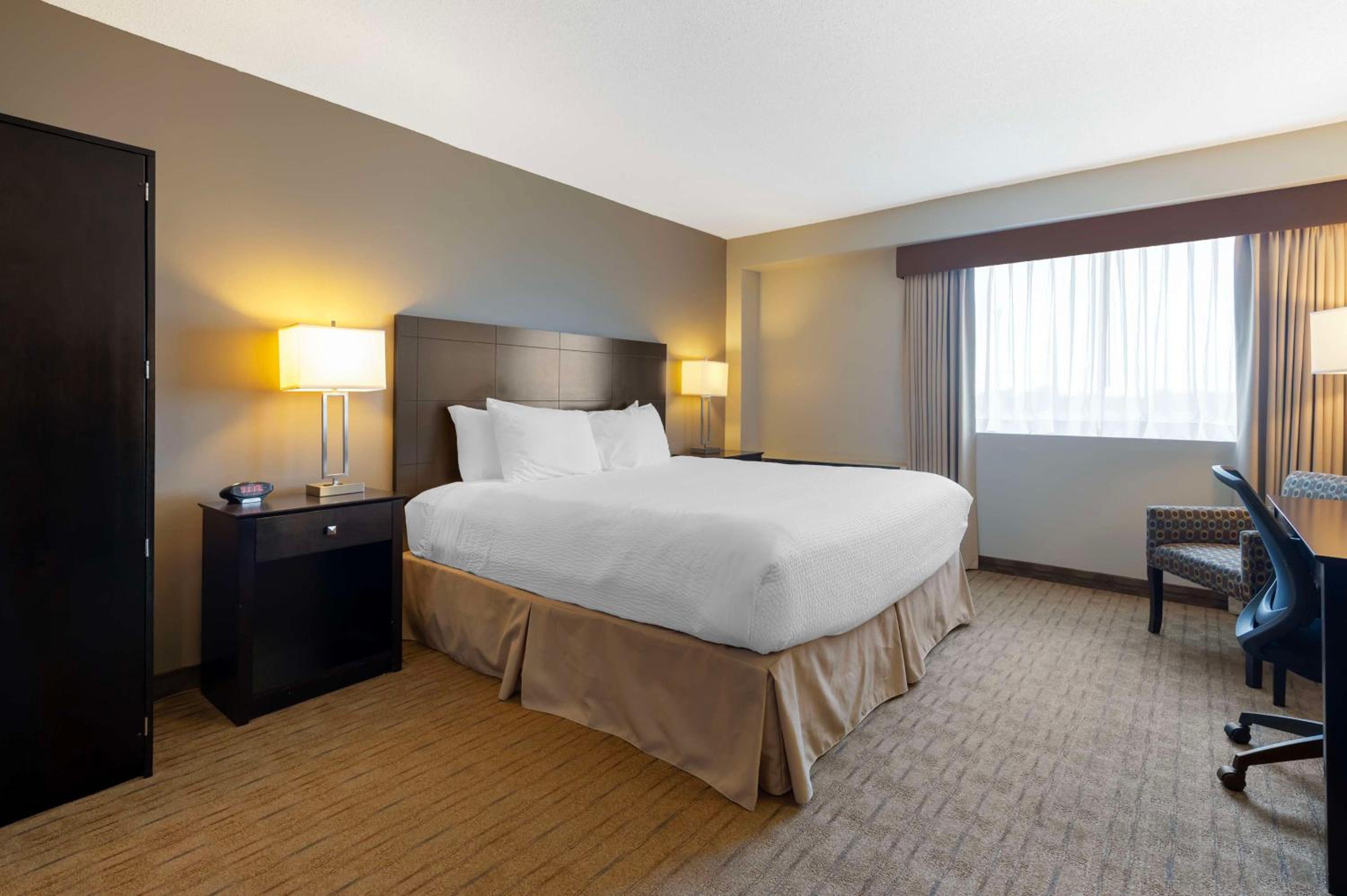 King Room - Disability Access/Non-Smoking - Photo 2