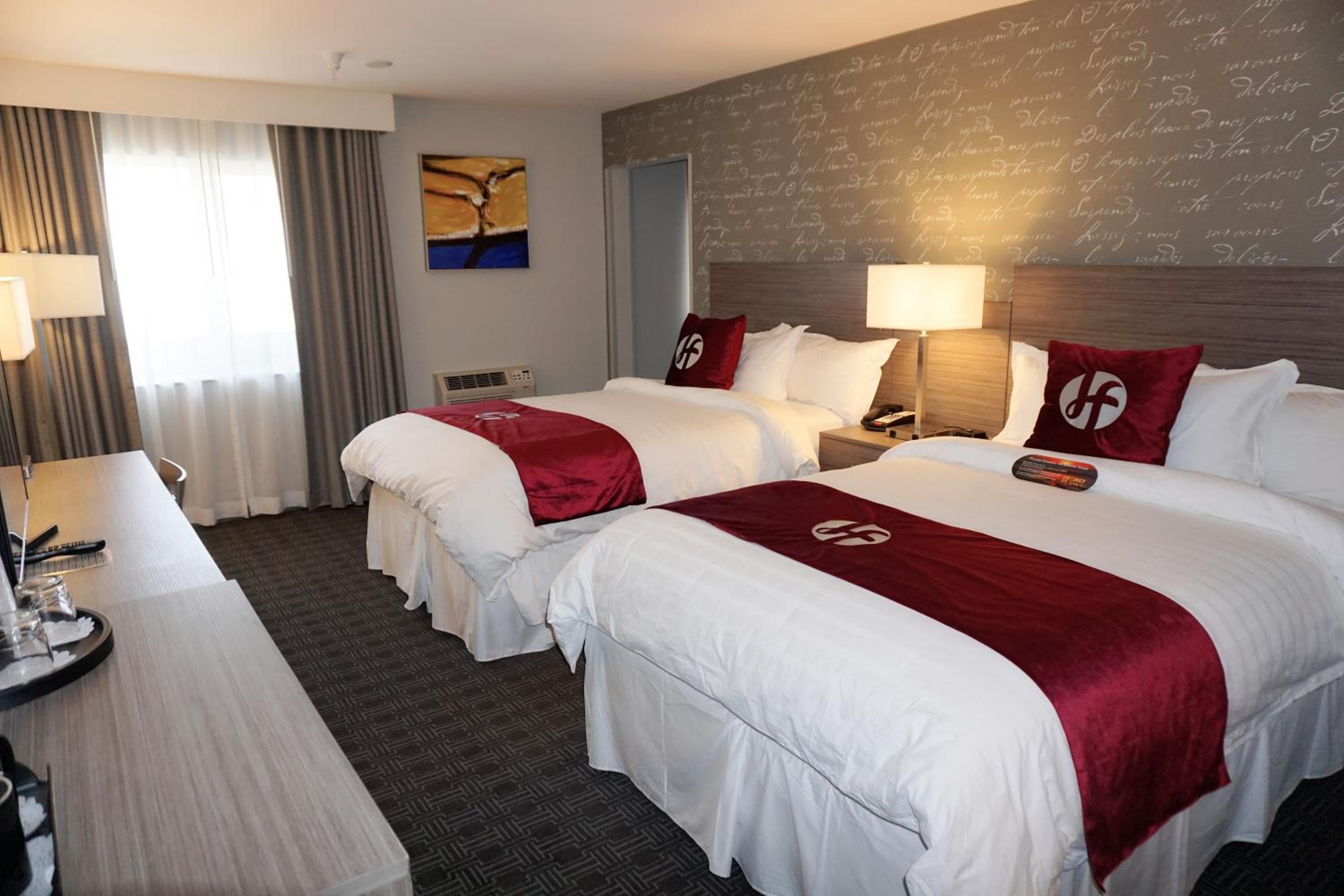 Two-Bedroom Suite with Two Double Beds and One Single Bed - Non-Smoking photo 1