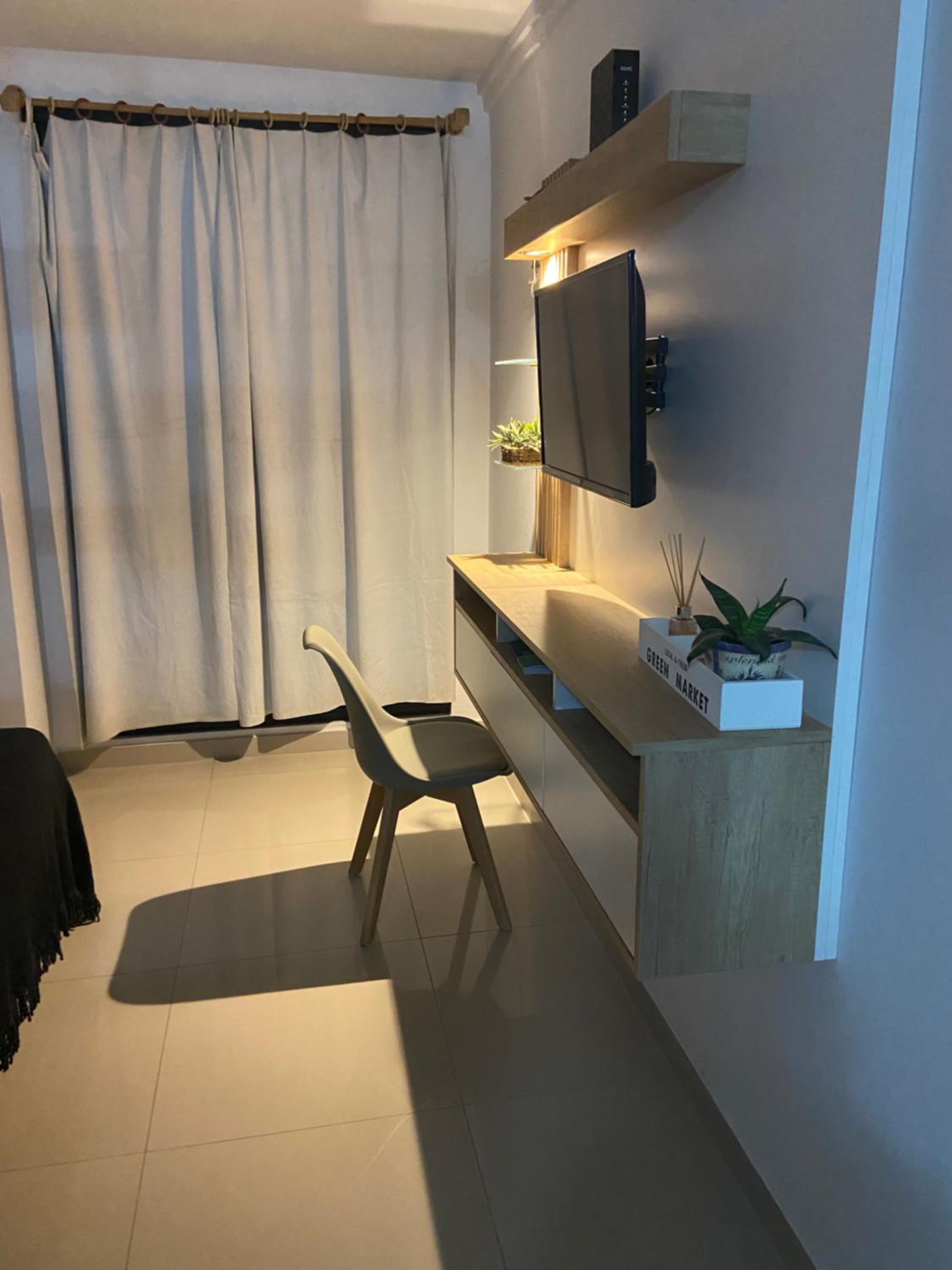 One-Bedroom Apartment photo 2