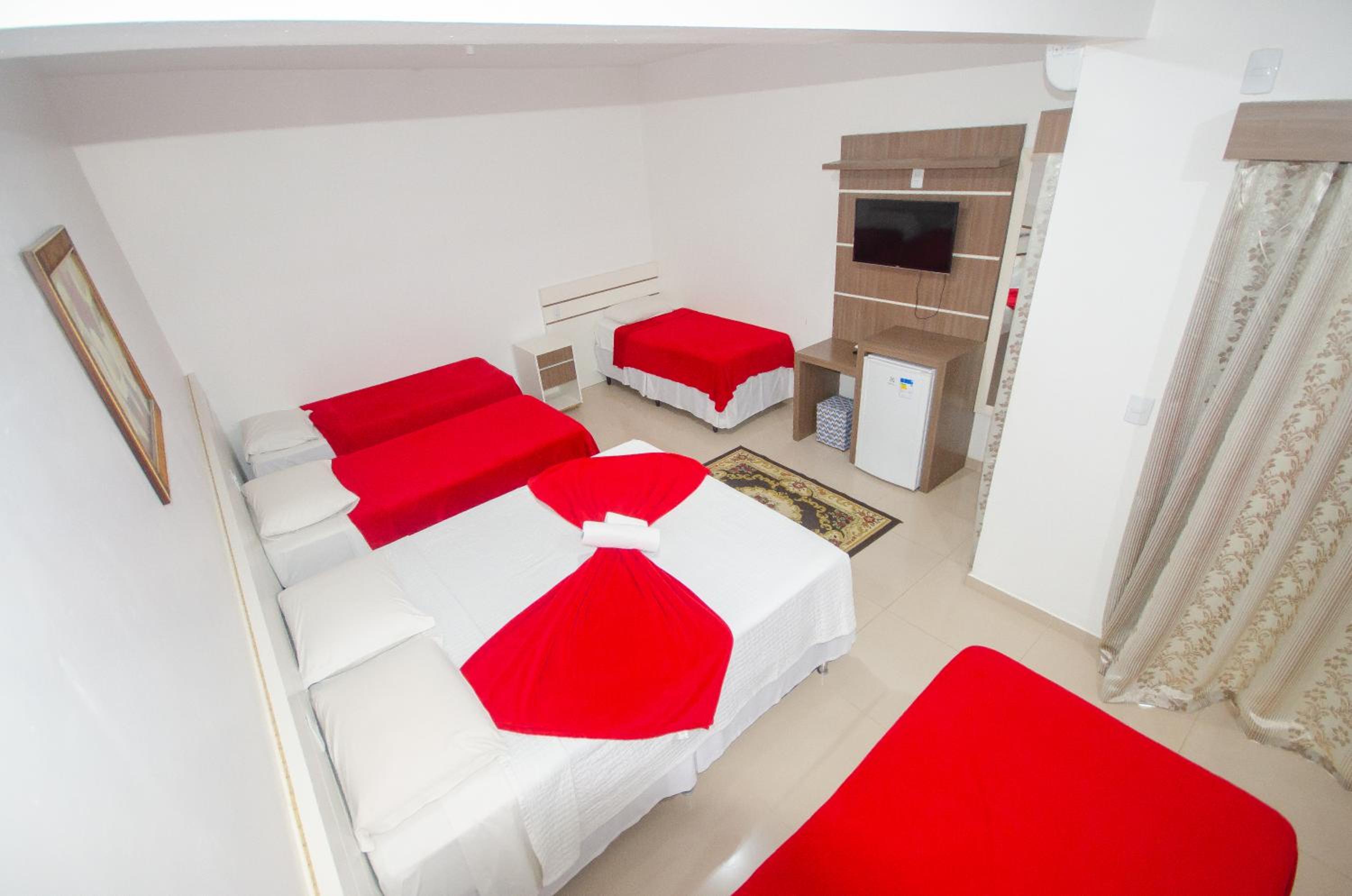 Deluxe Family Room photo 2