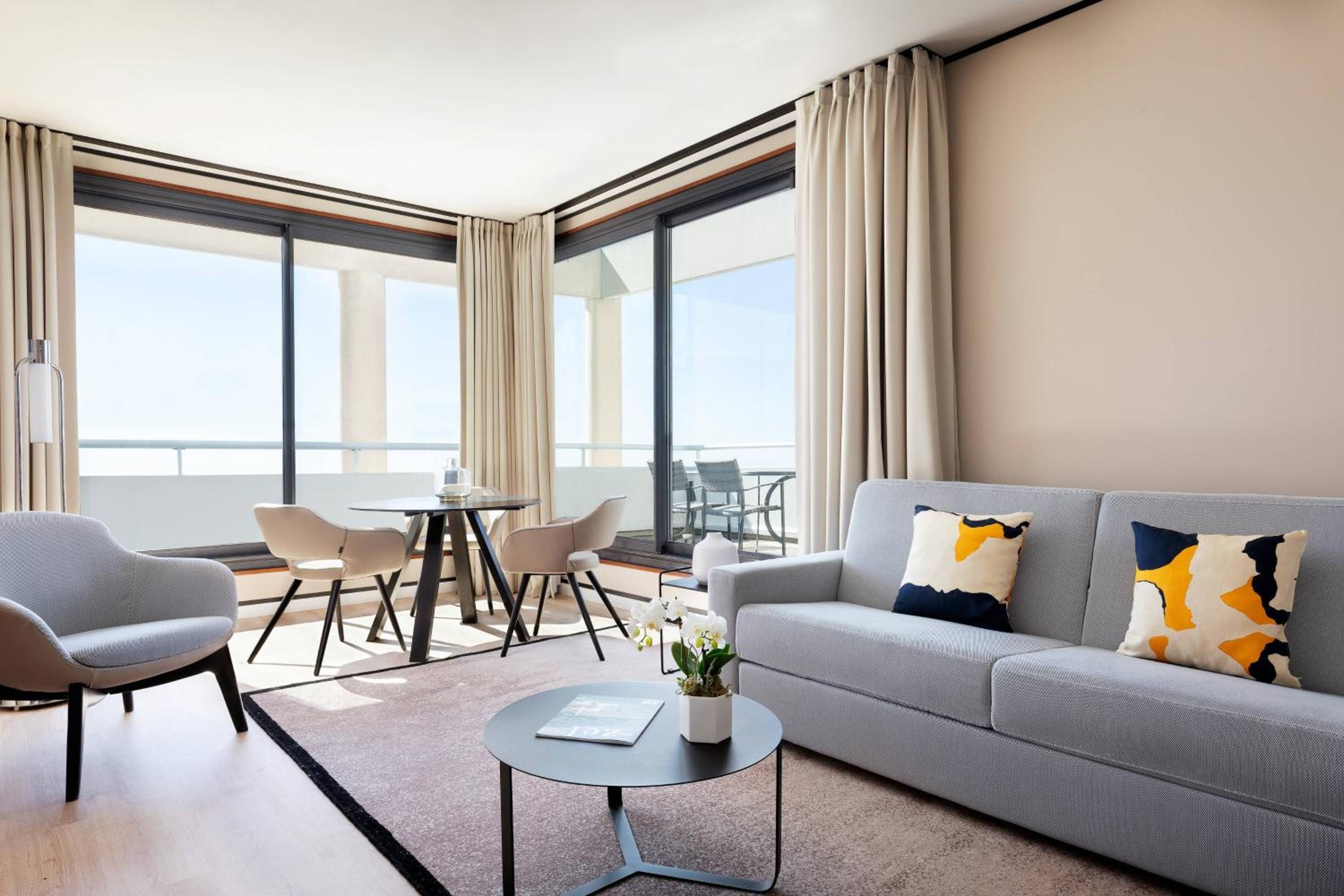 Panoramic Sea View Suite With Balcony
