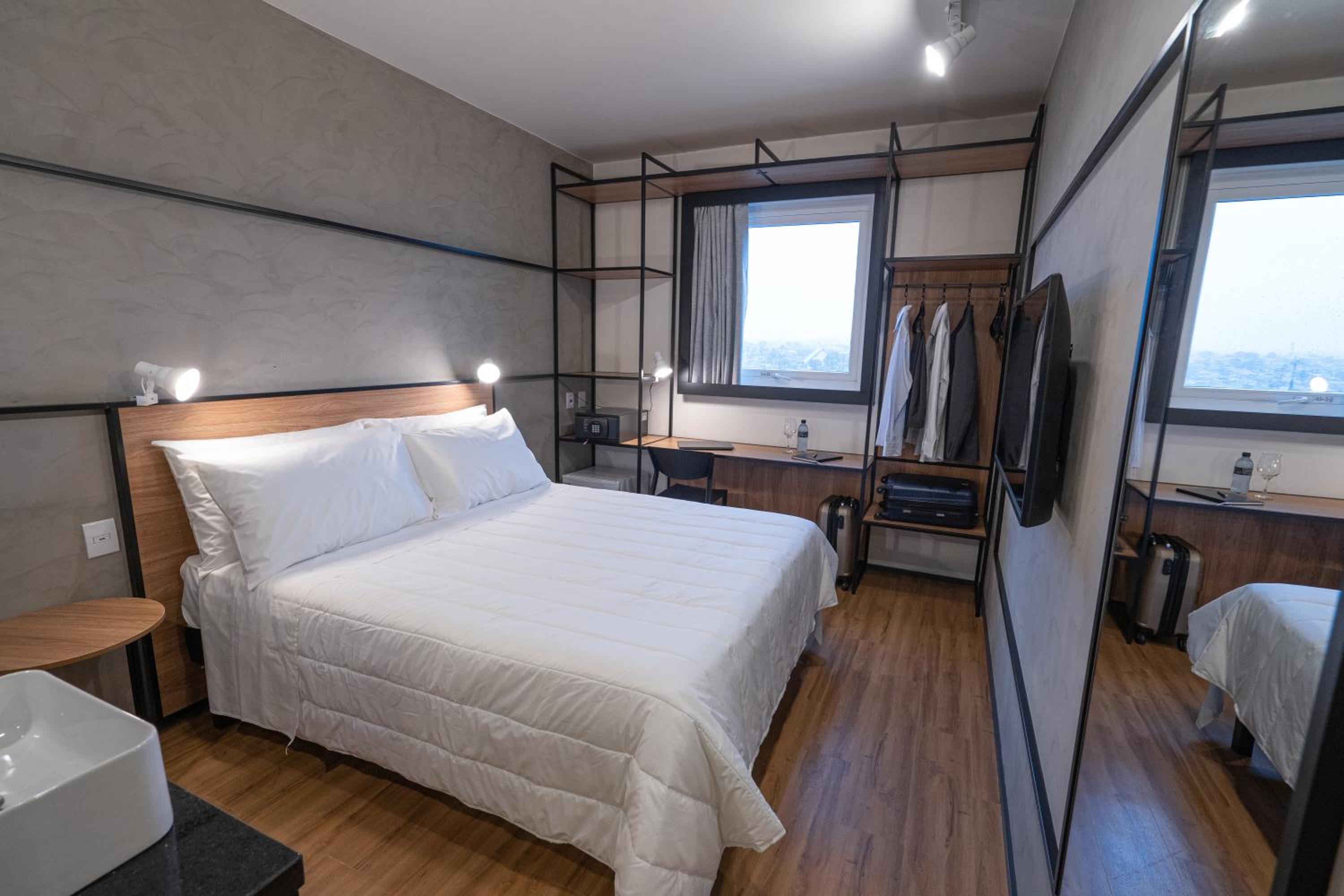 Standard Room with One Double Bed photo 2