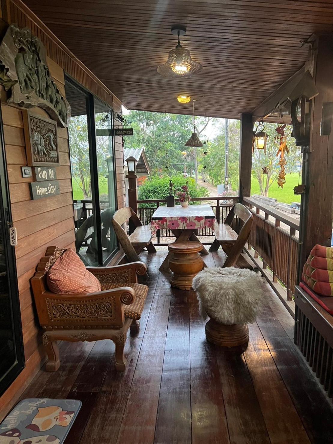 Queen Room with Balcony - Photo 2