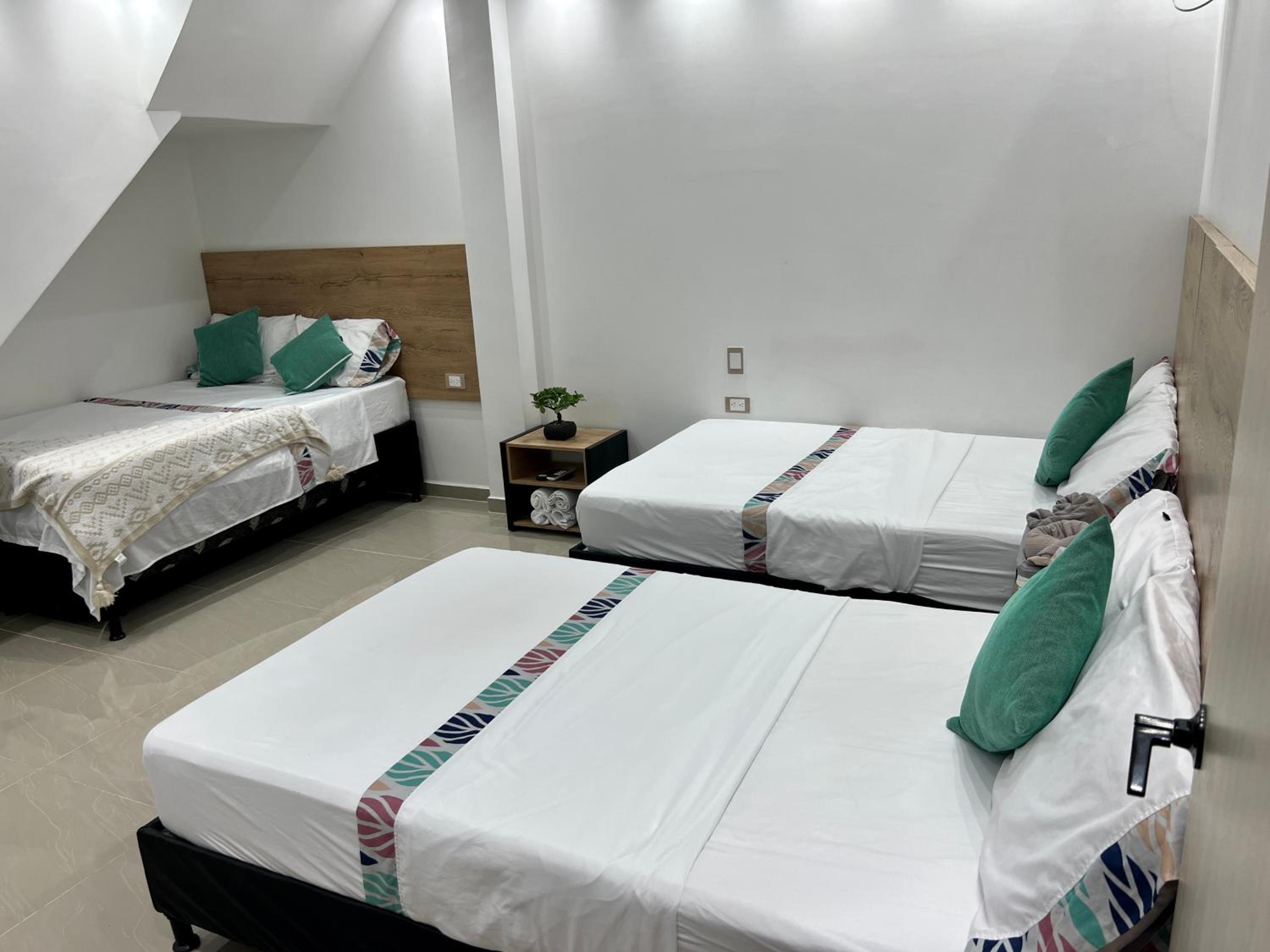 Deluxe Family Room