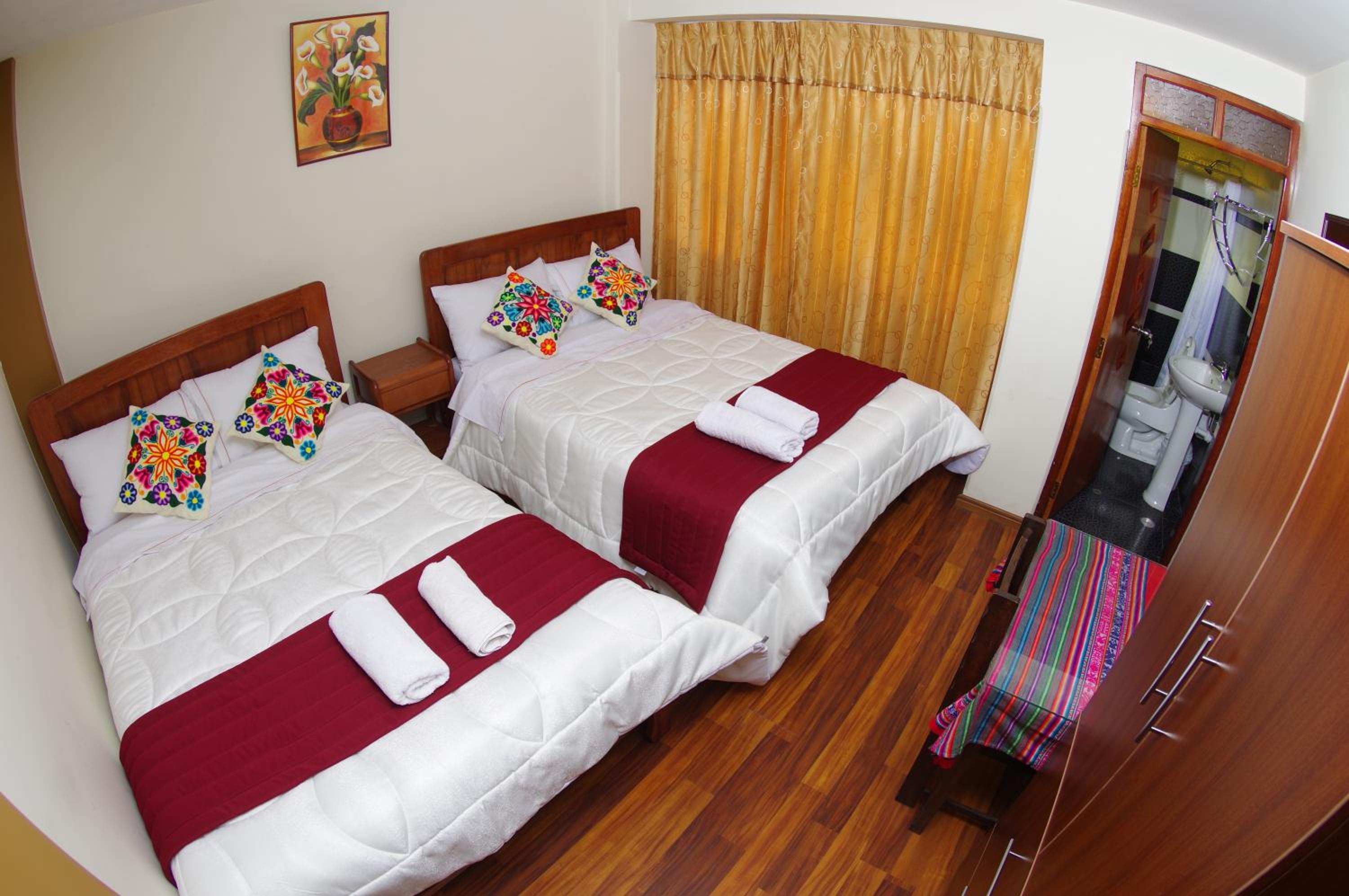 Twin Room with Private Bathroom photo 1