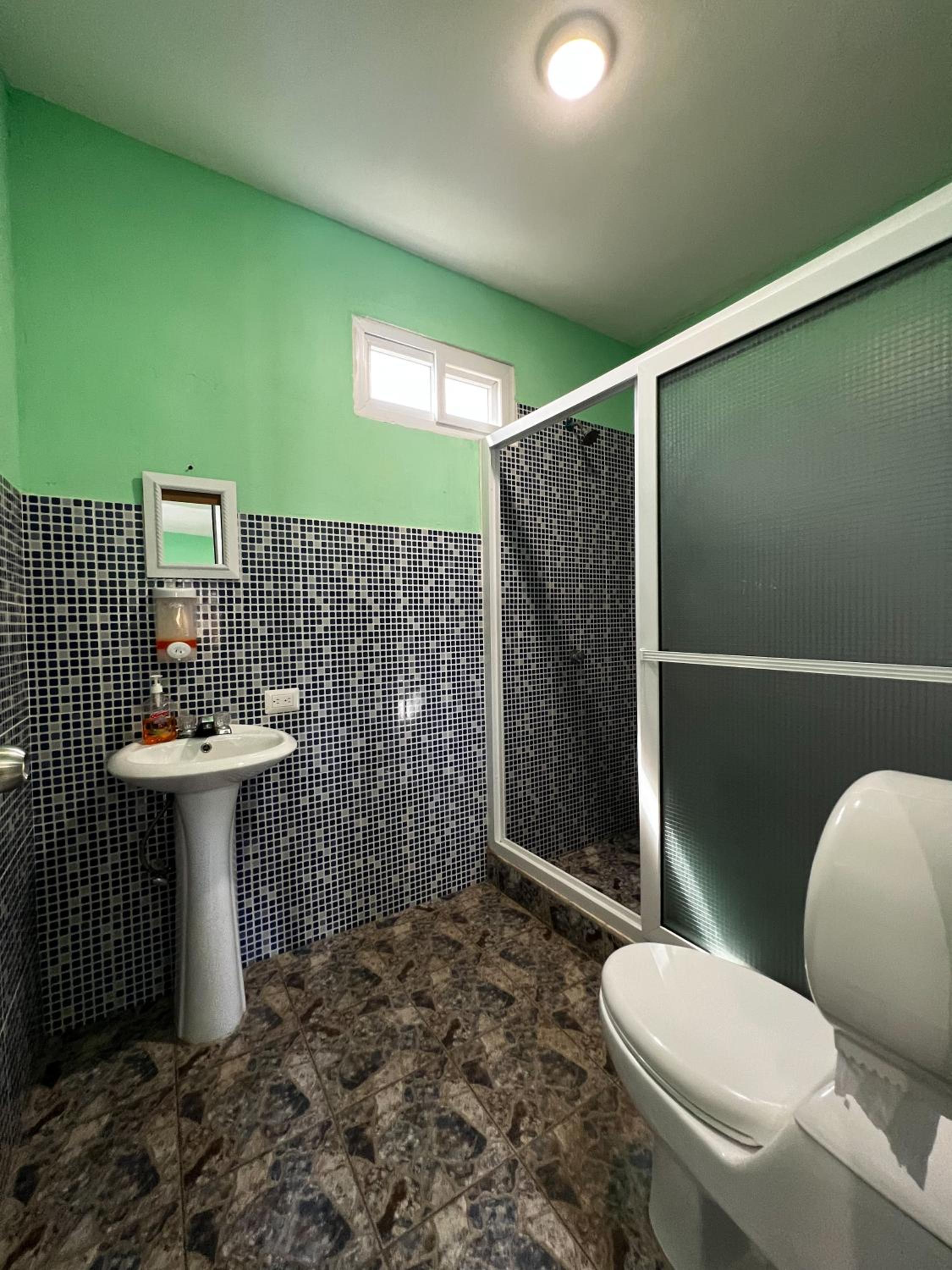 Deluxe Triple Room photo 3