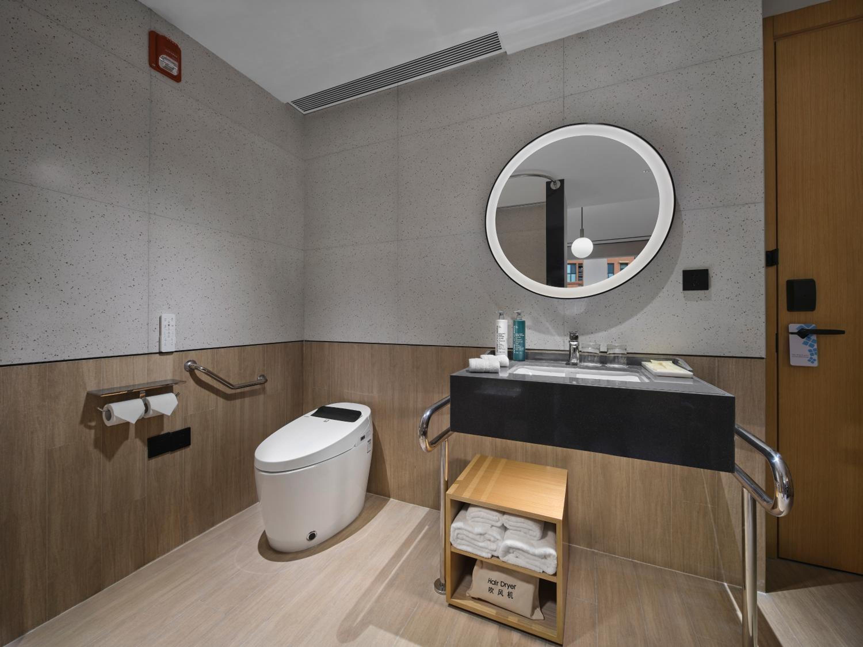 Double Room - Disability Access photo 2