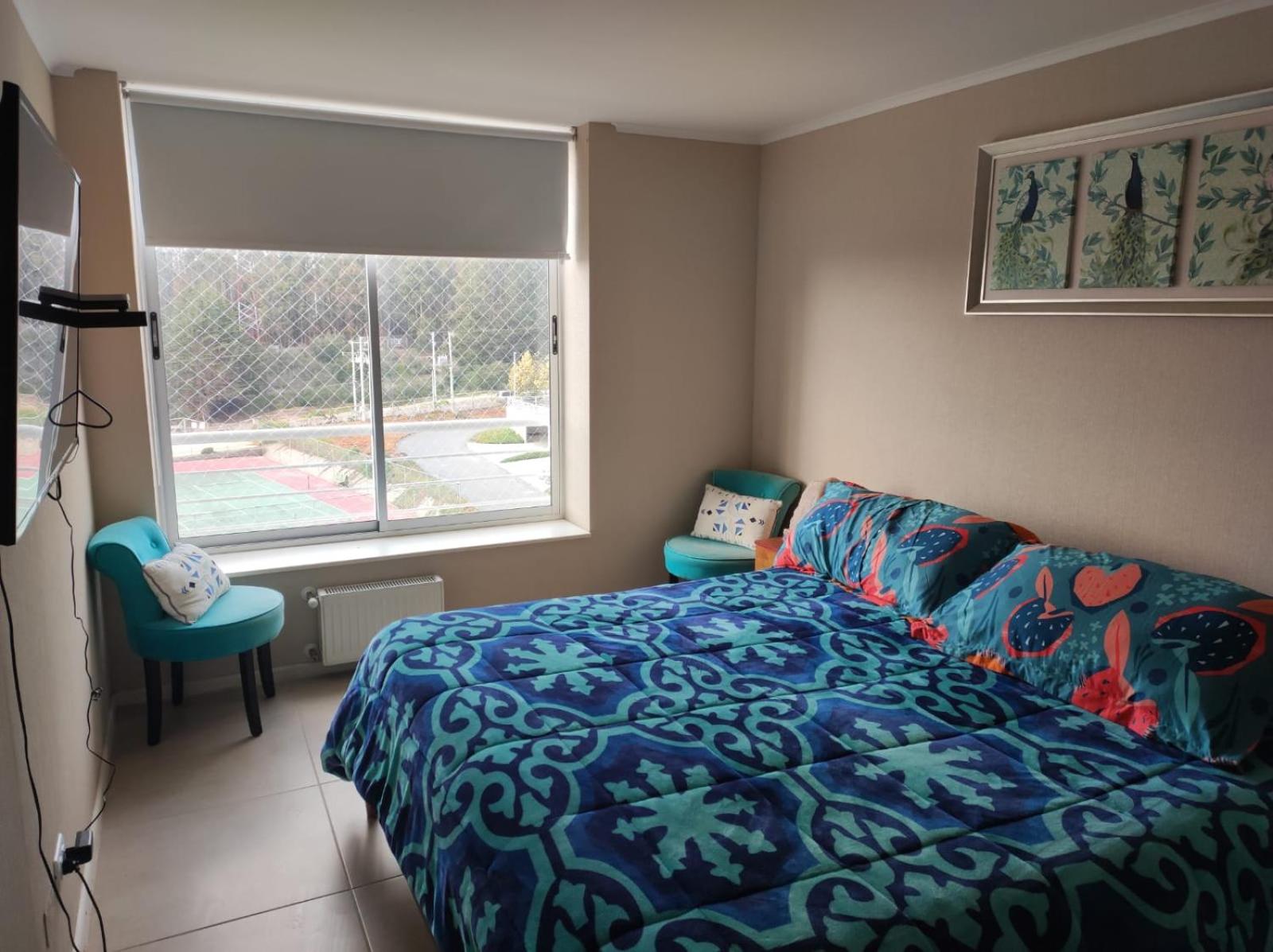 One-Bedroom Apartment photo 1