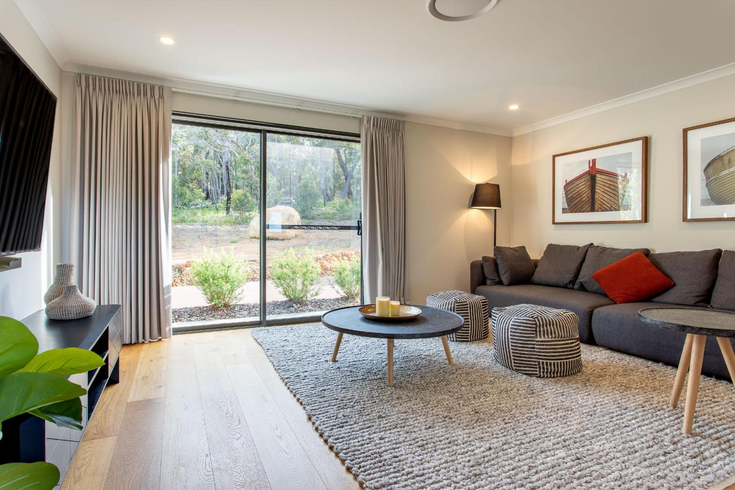 Four-Bedroom House photo 1