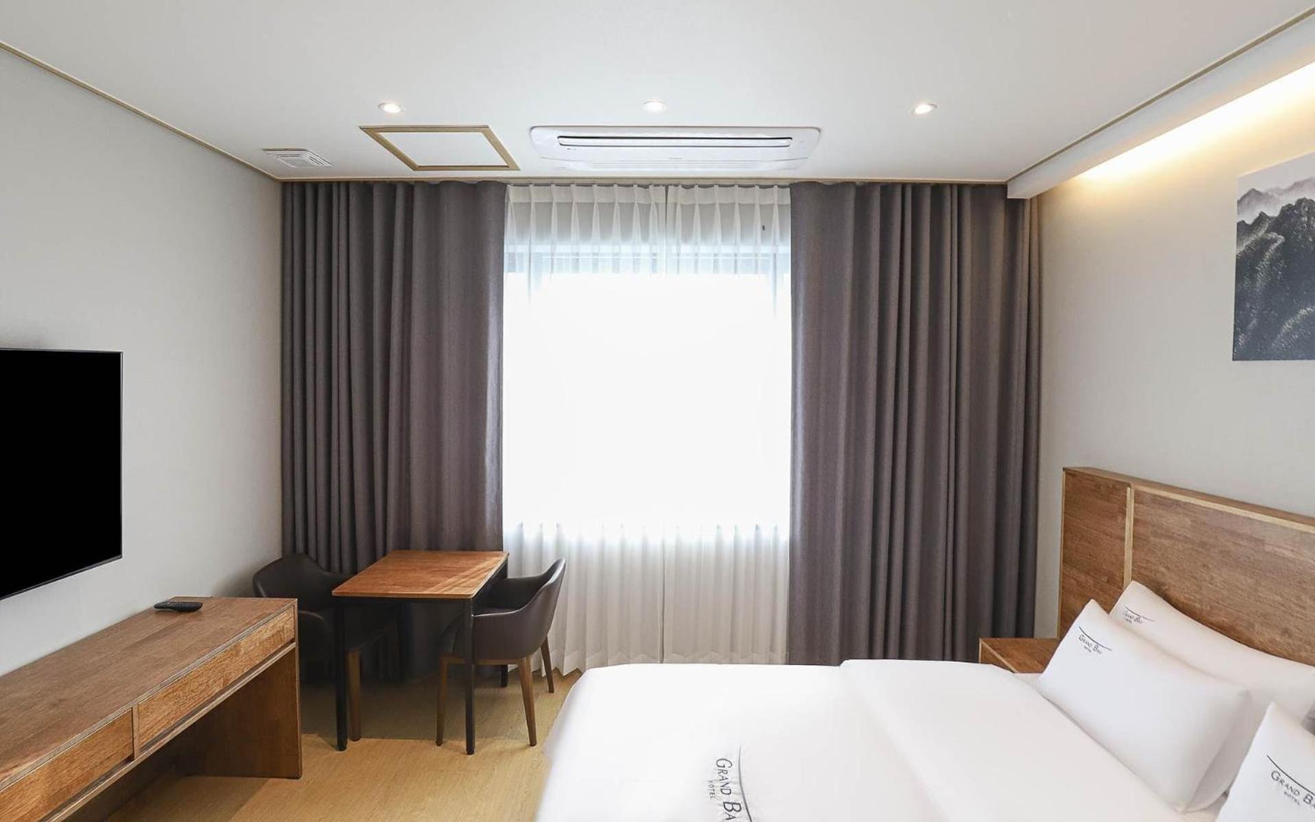 Standard Double Room - Photo 2