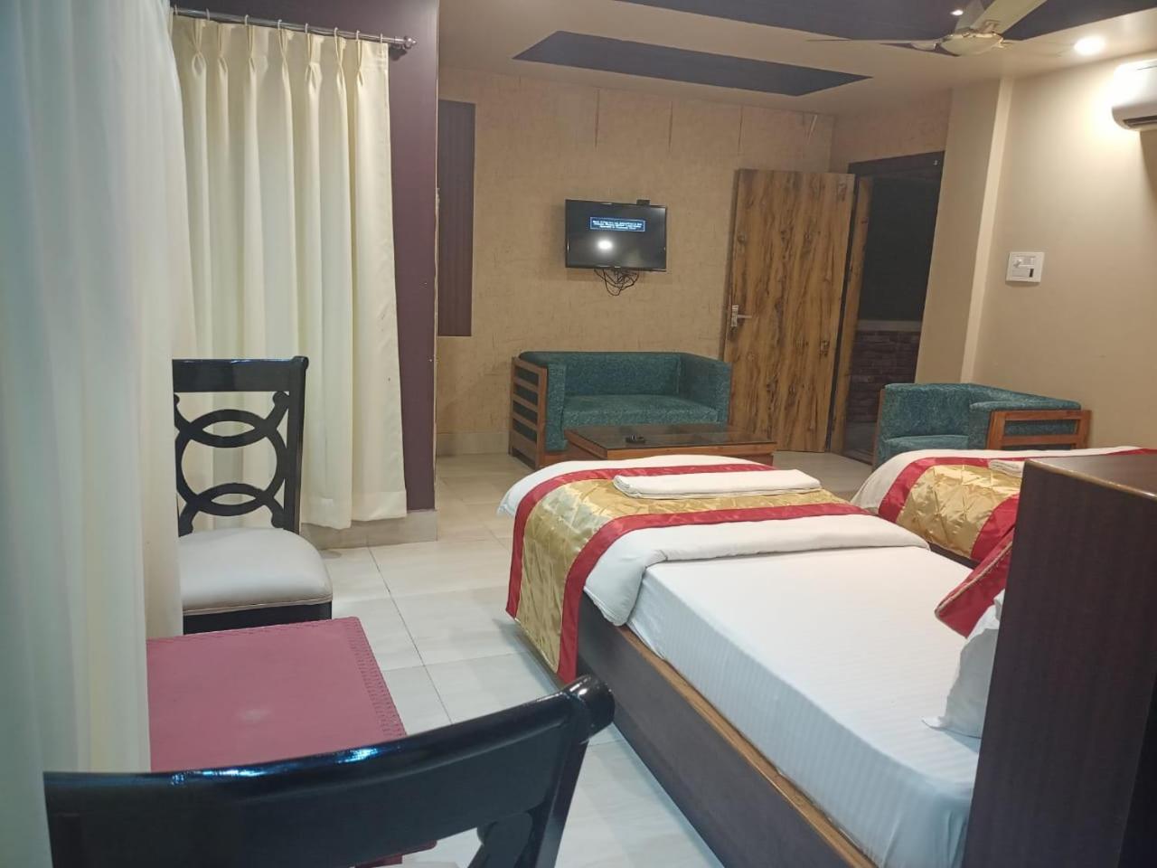 Superior Triple Room photo 3