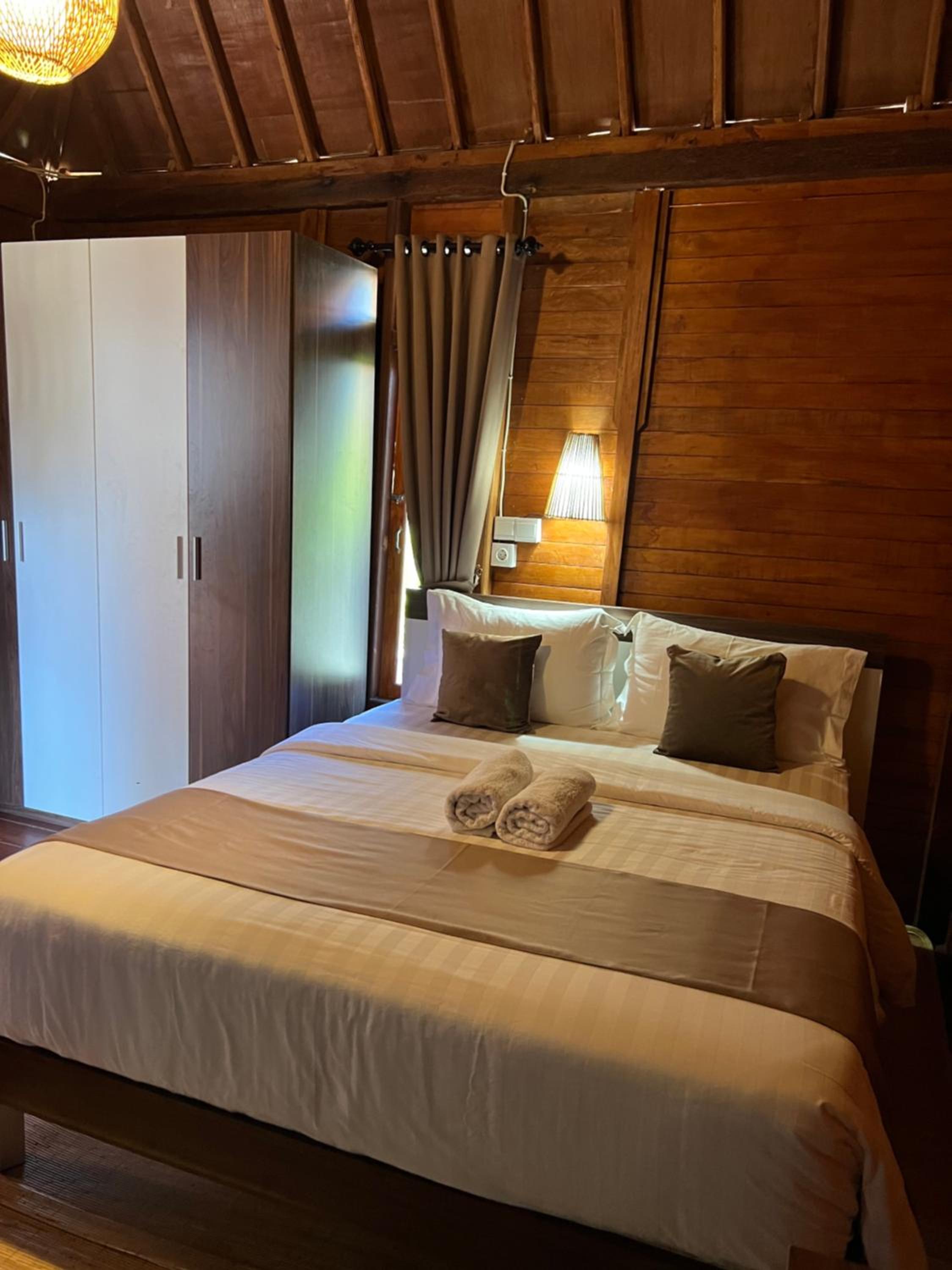 One-Bedroom House - Photo 1